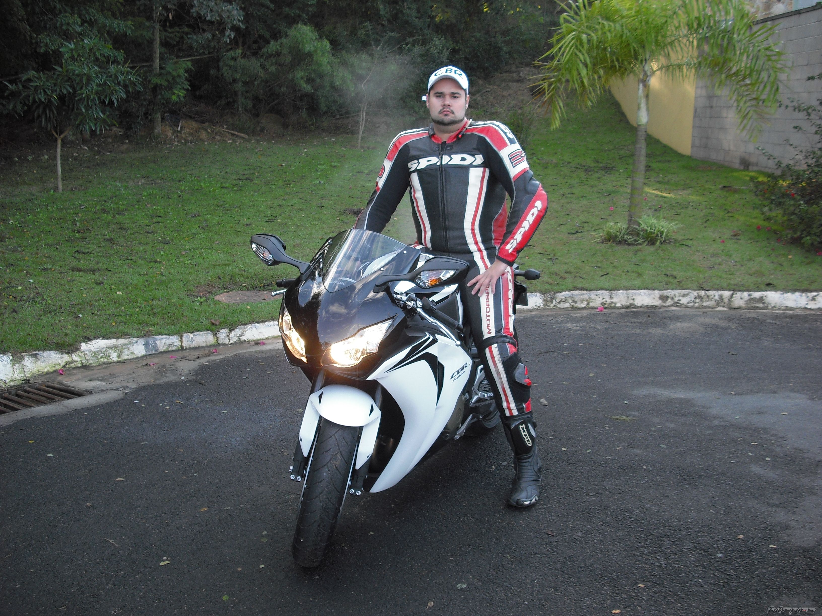 Bike Photo 1816989