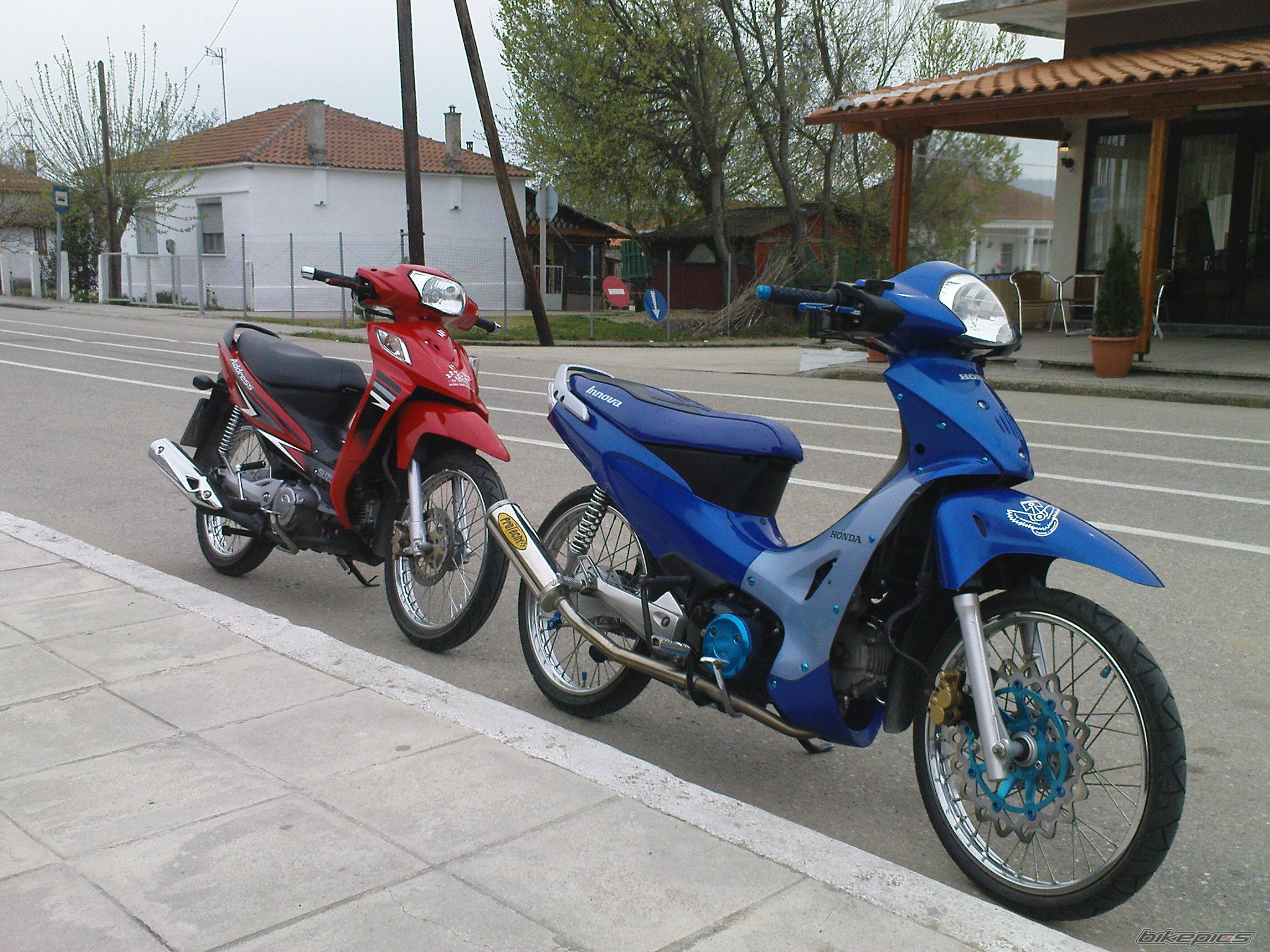 Photo 1817139