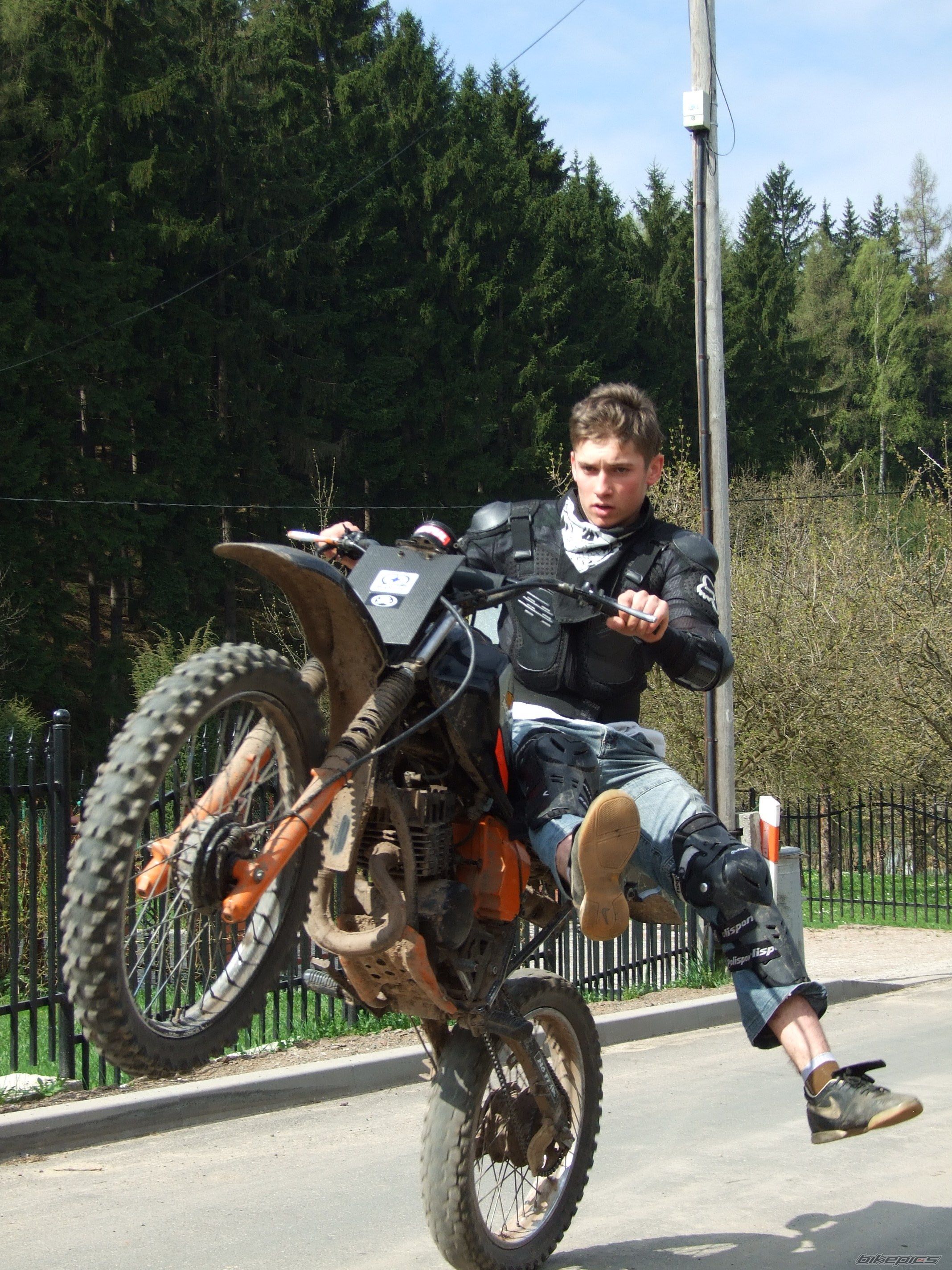 Photo 1817786