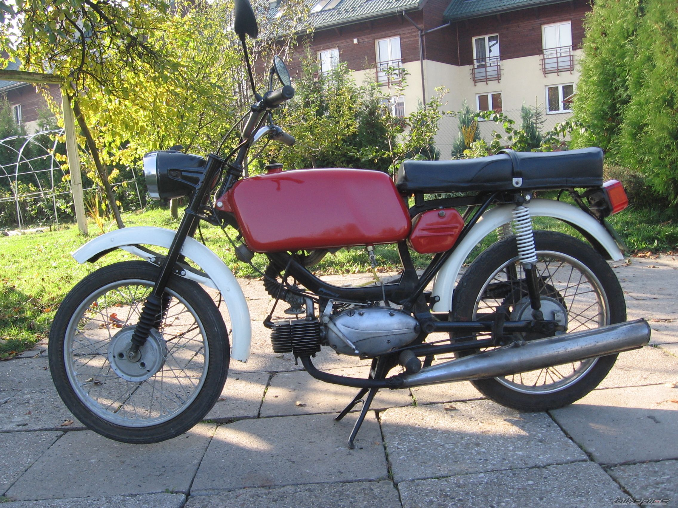 Bike Photo 1818095