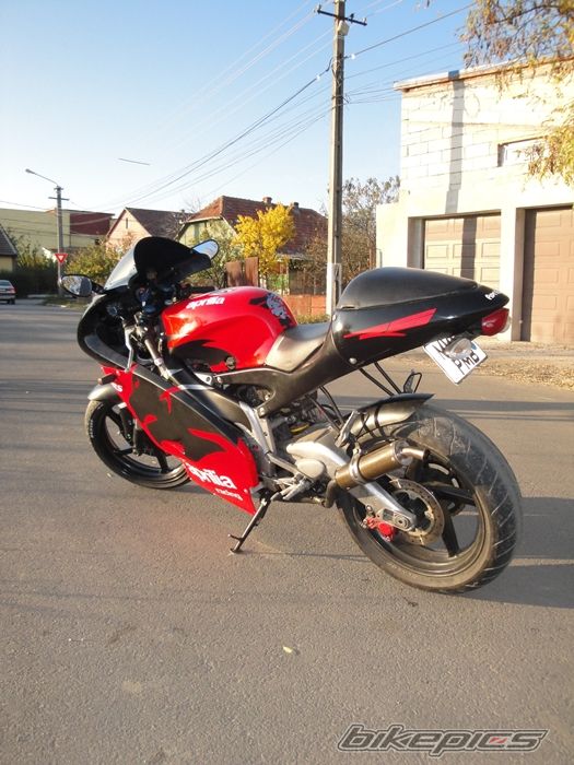 Photo 1819011