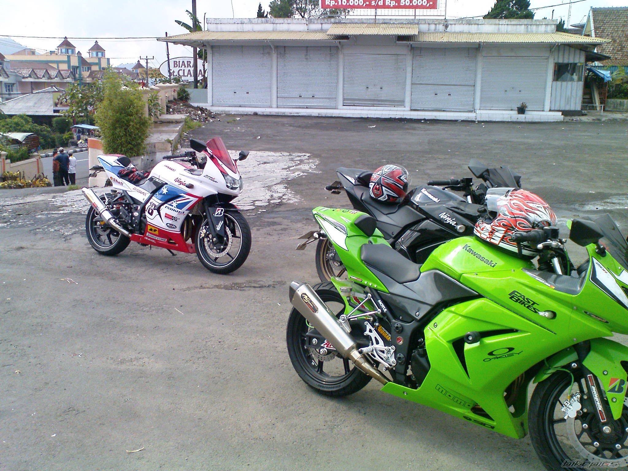 Photo 1819735