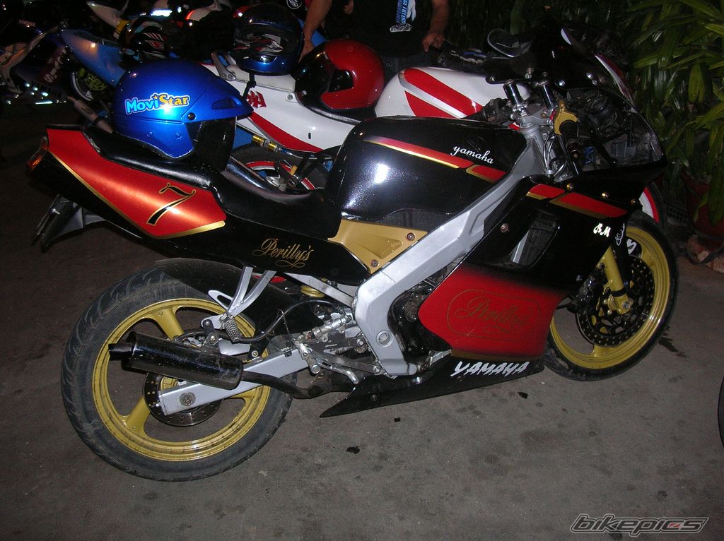 Photo 1819836