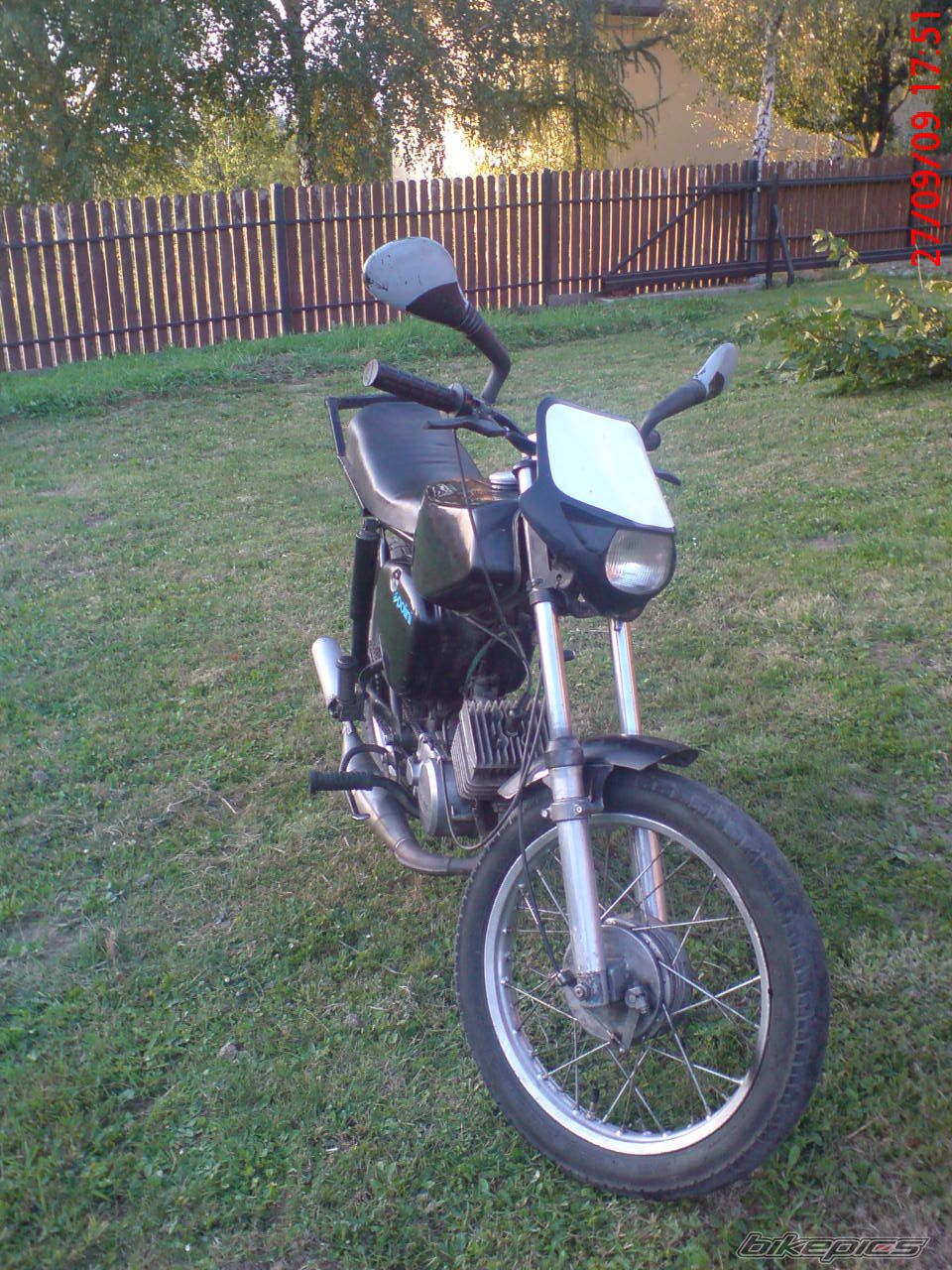 Photo 1821382