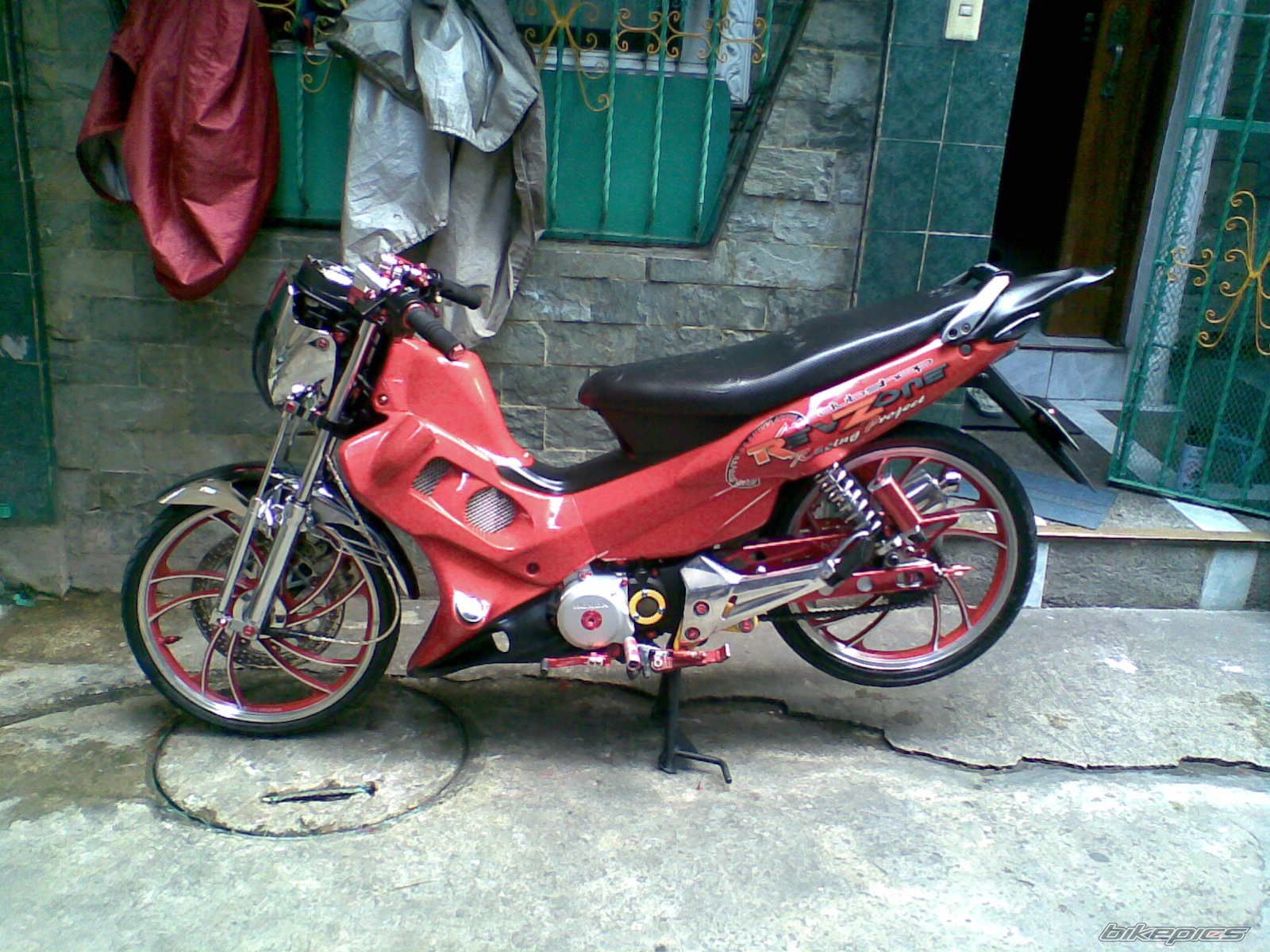 Photo 1821441
