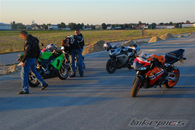 Photo 1821468
