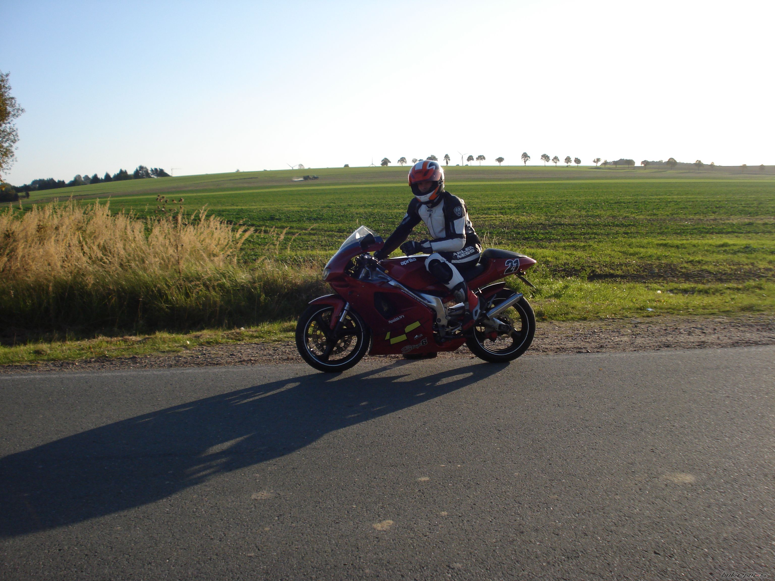 Photo 1821545