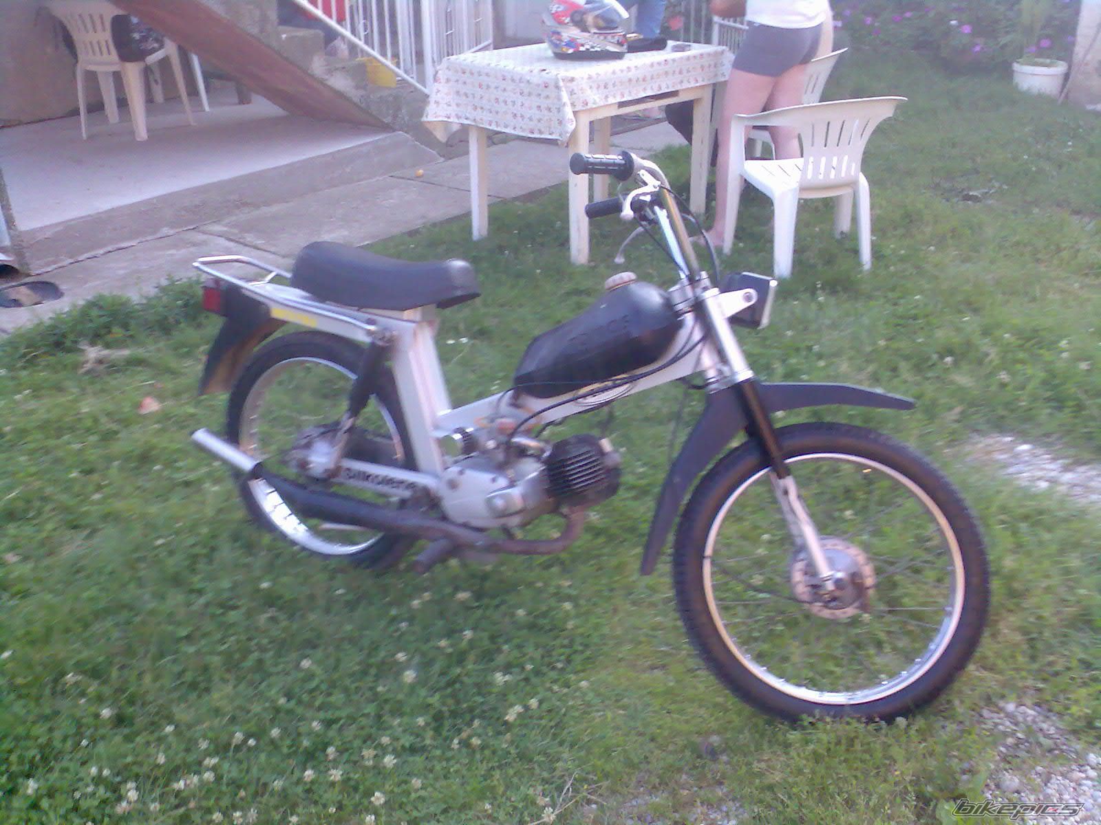 Photo 1822592
