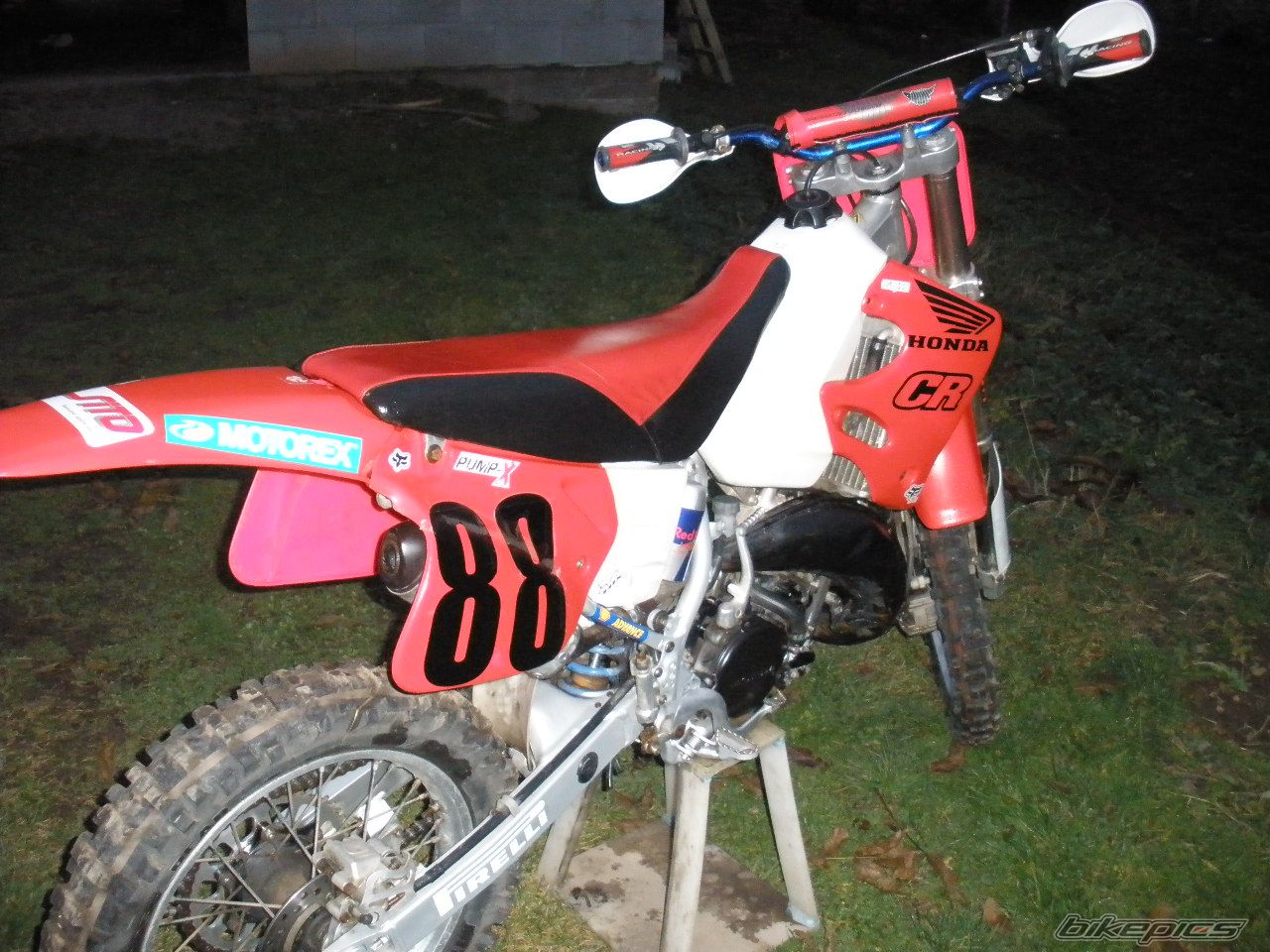 Photo 1823639