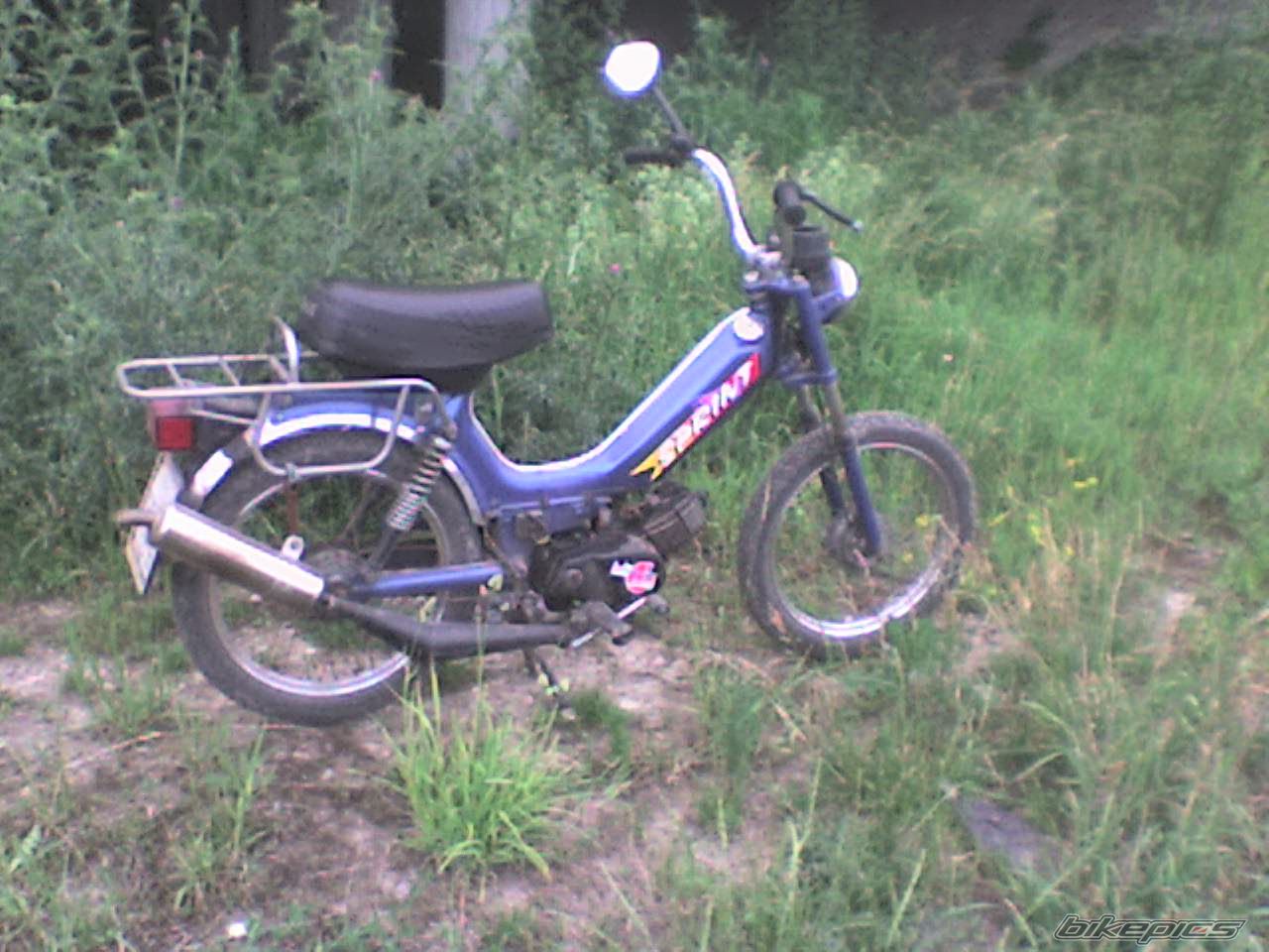 Photo 1823840