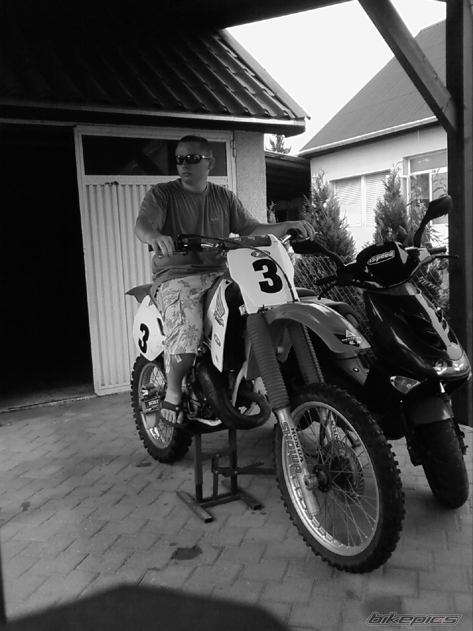 Photo 1823866