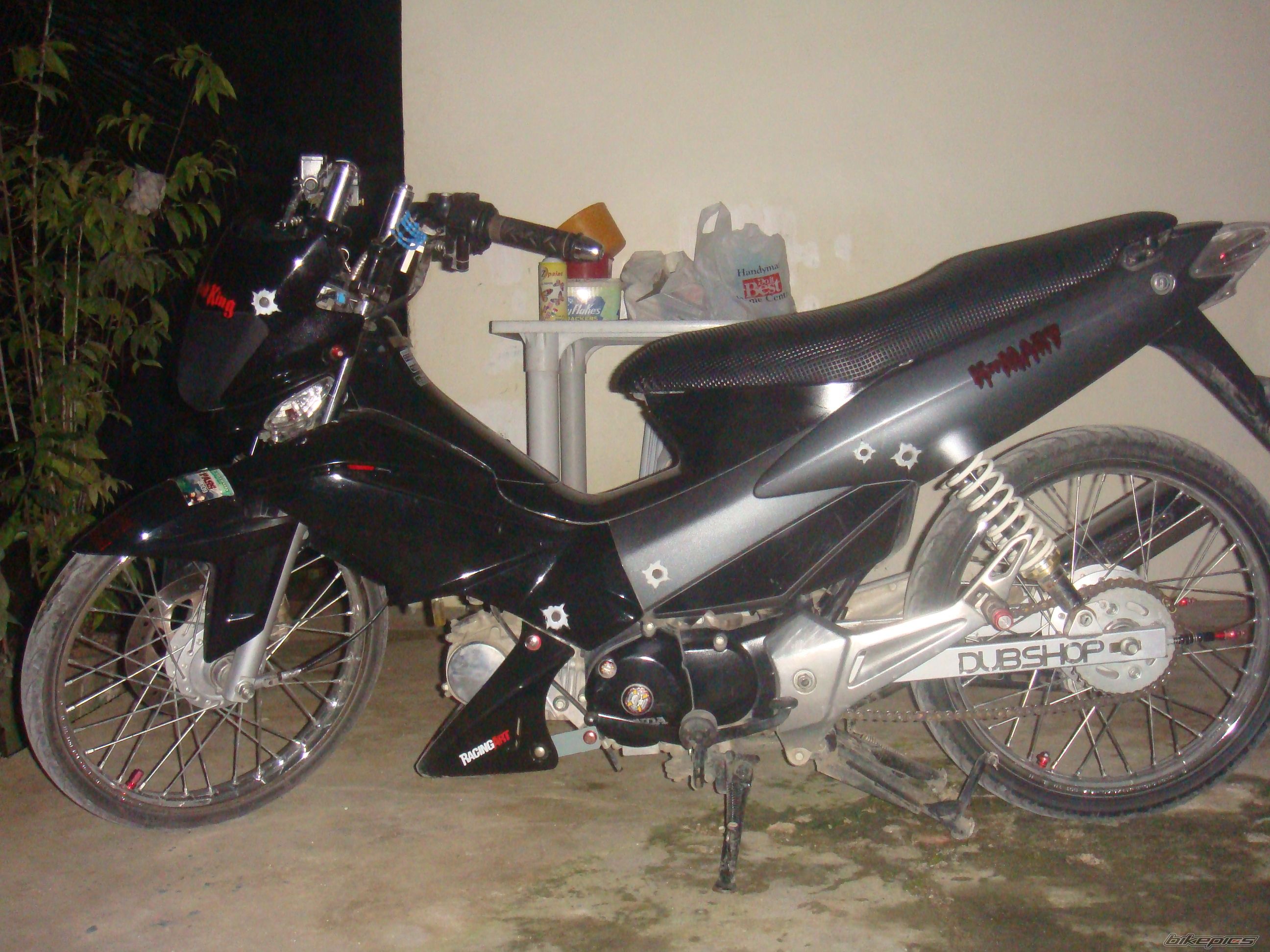 Photo 1825205