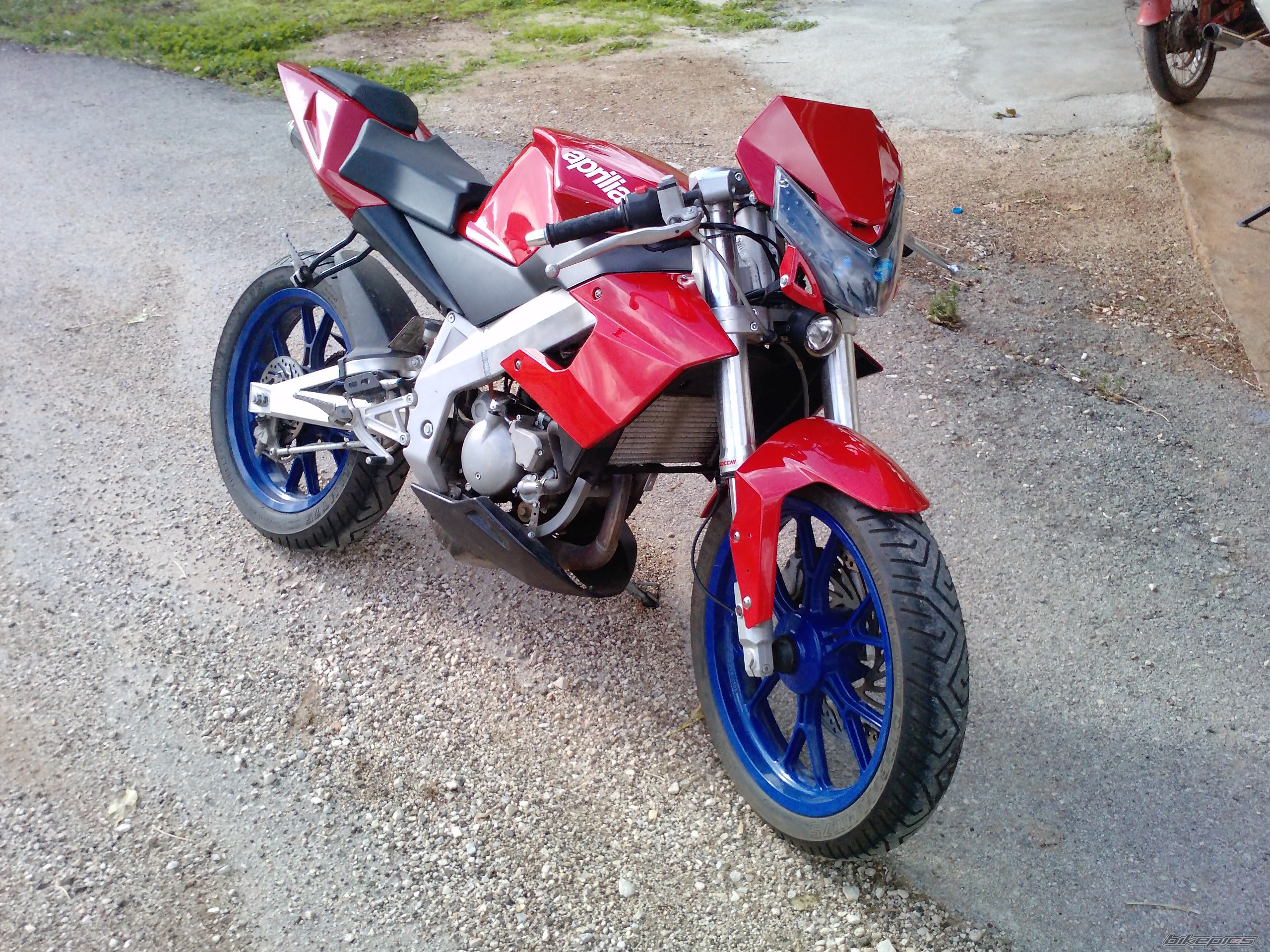 Photo 1825222