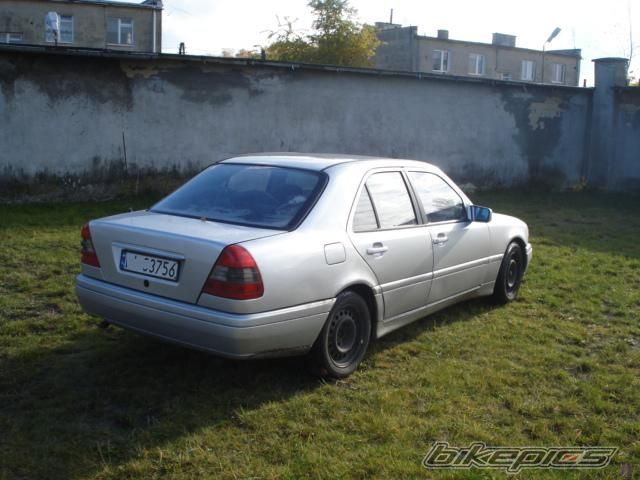 Photo 1825242