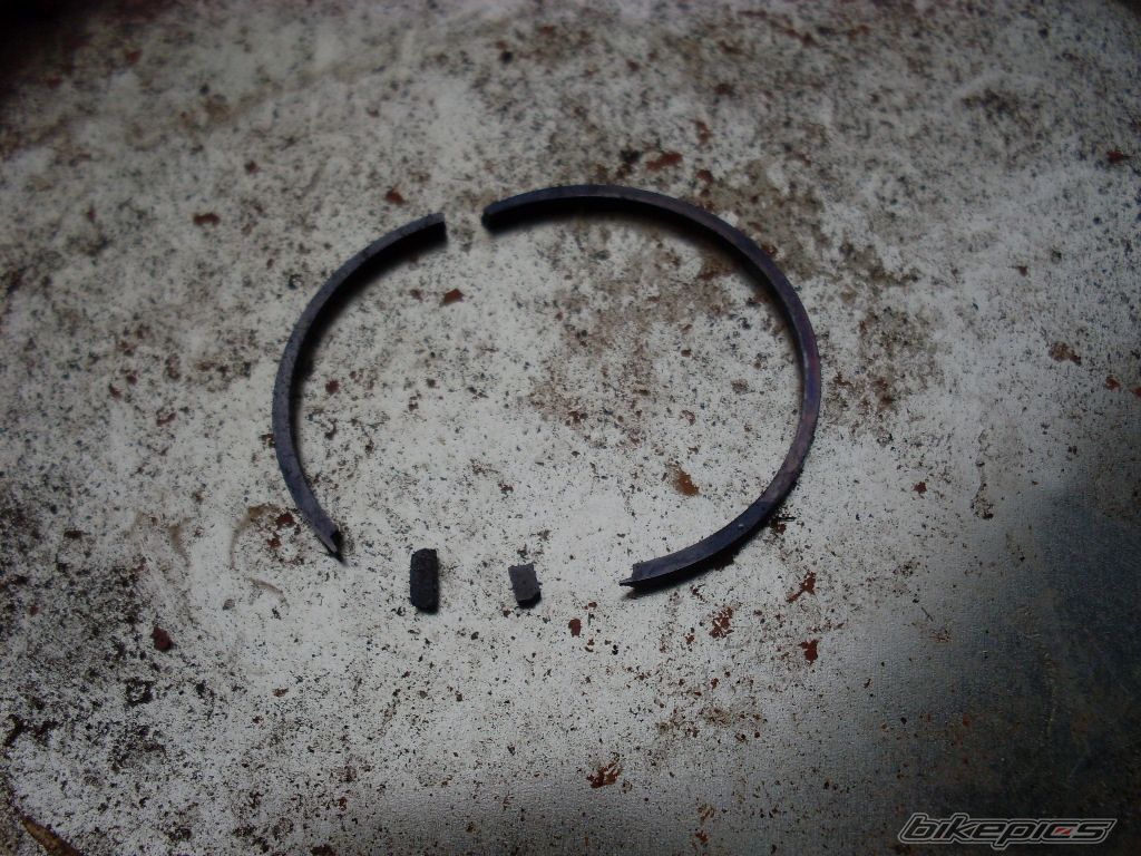 Photo 1825533