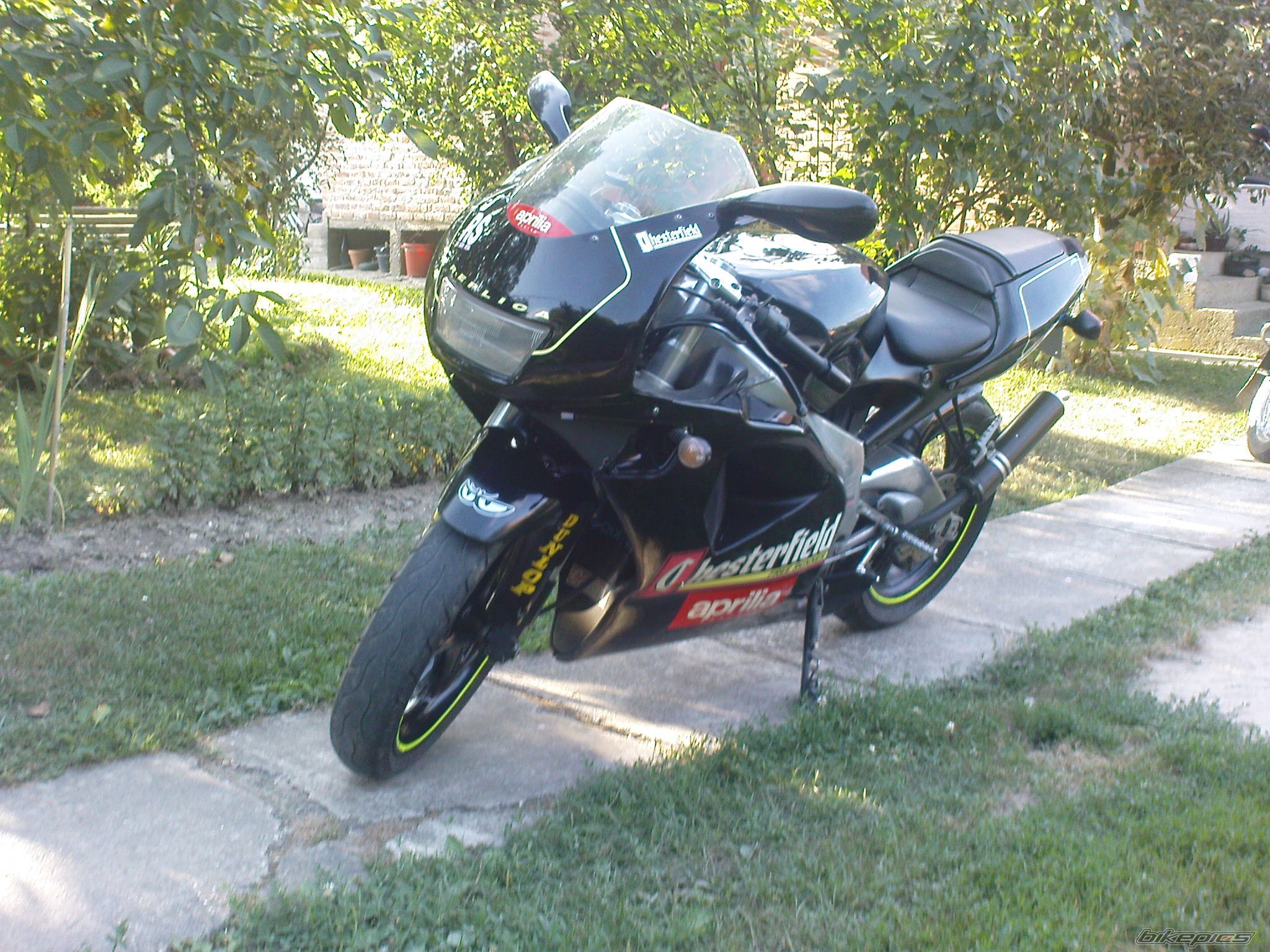 Photo 1825646