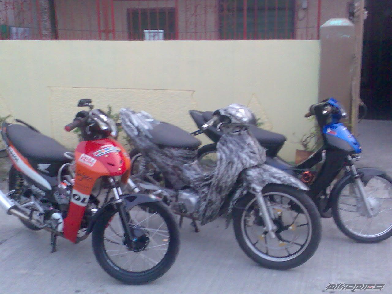 Photo 1825857