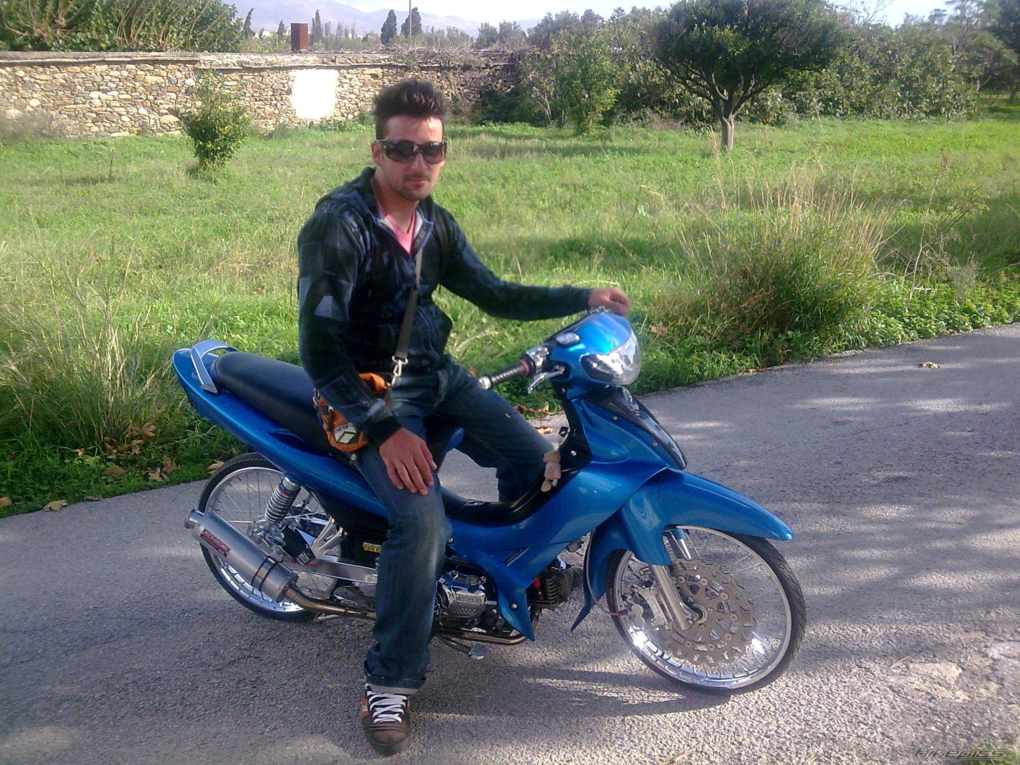 Photo 1826198