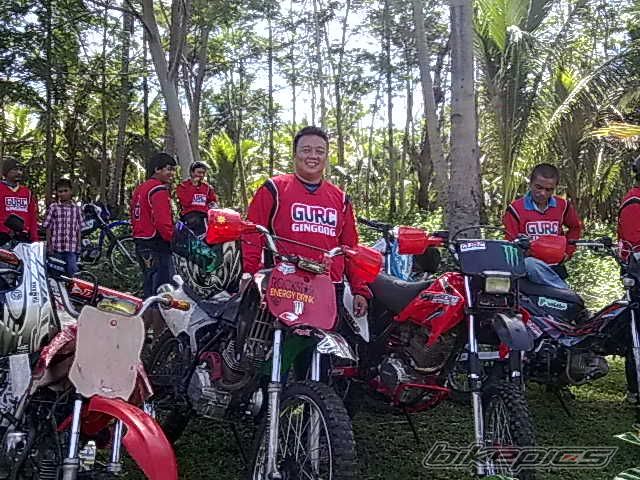 Photo 1826218