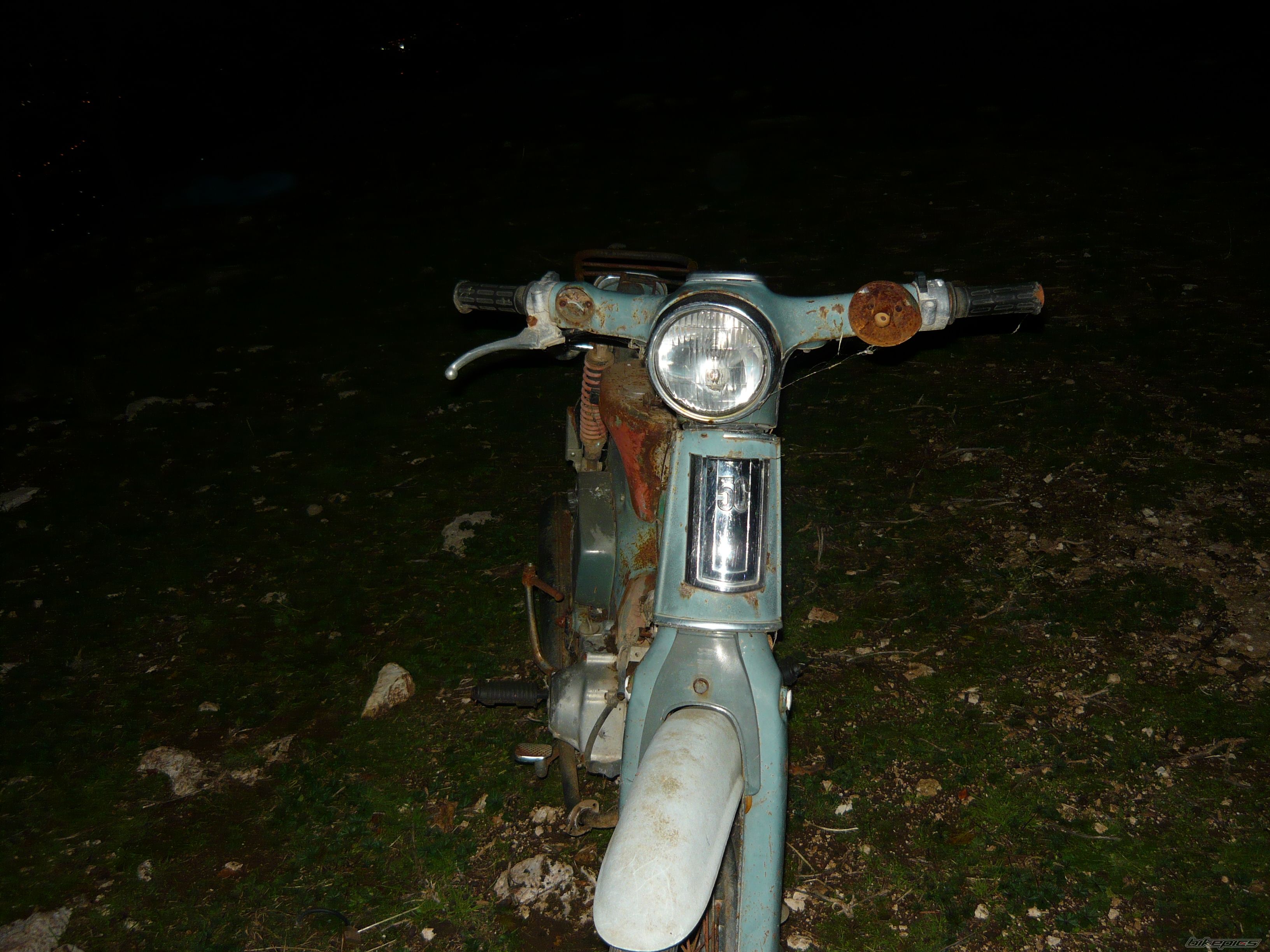 Photo 1828050