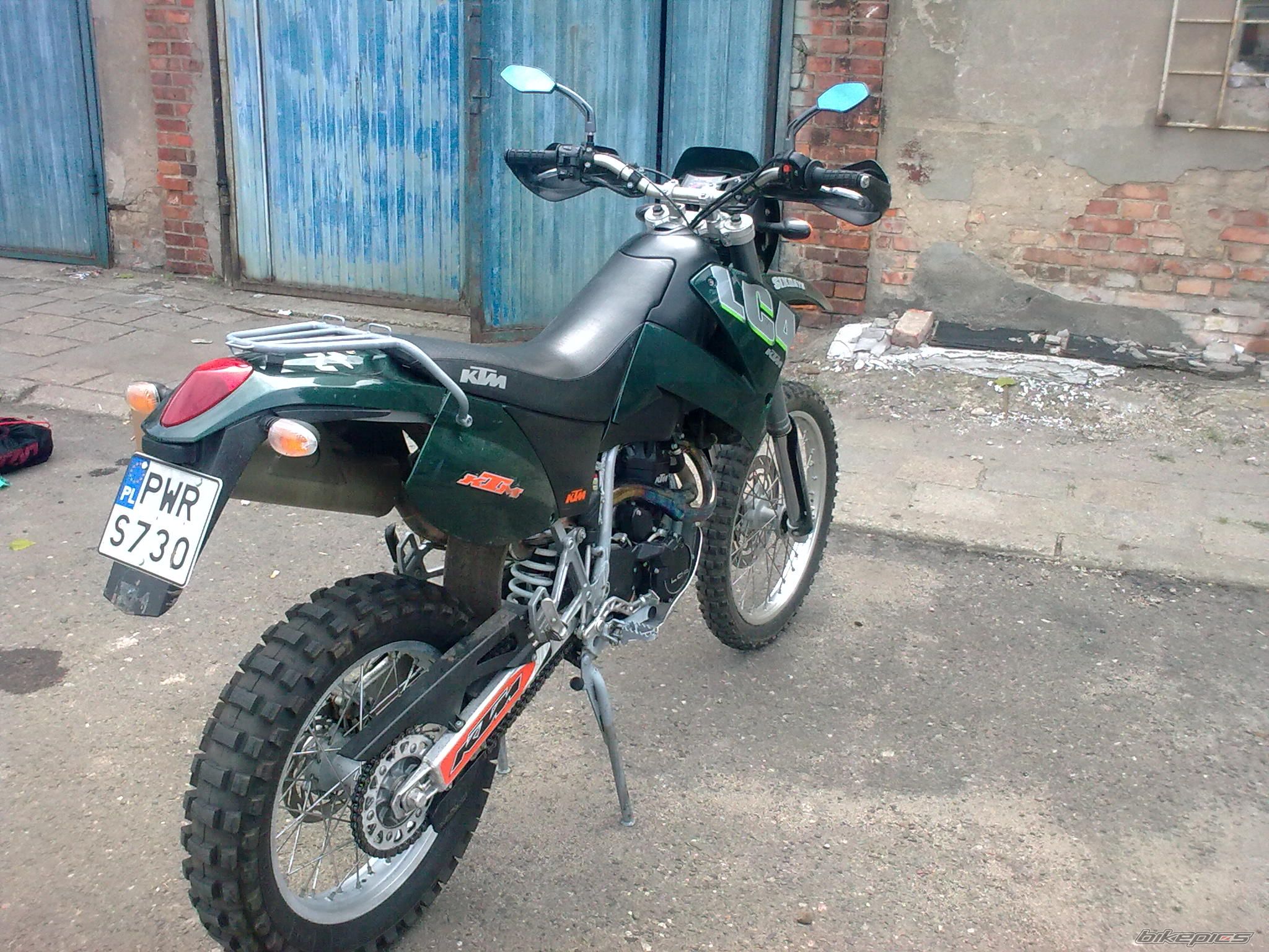Photo 1828429
