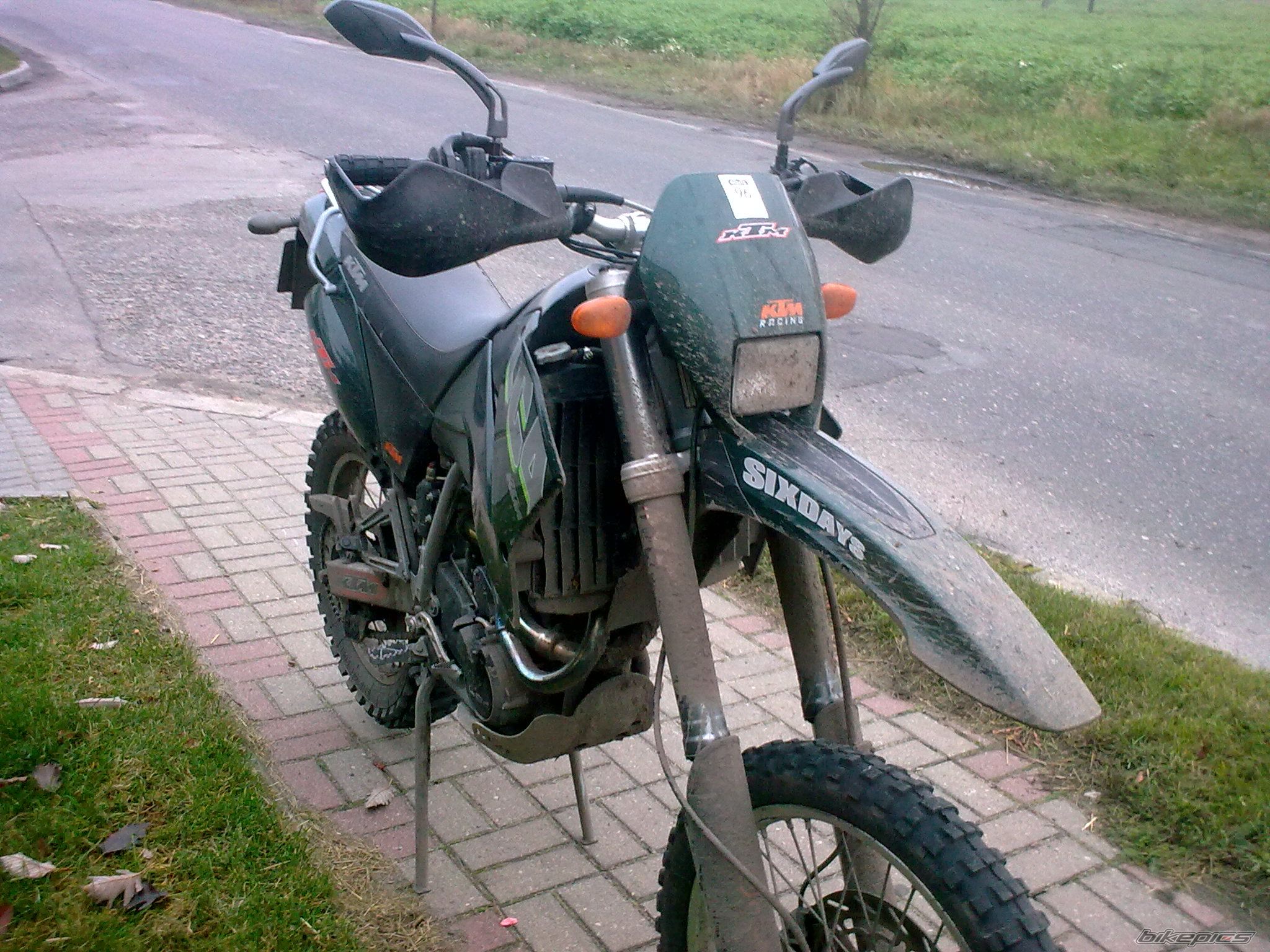 Photo 1828432