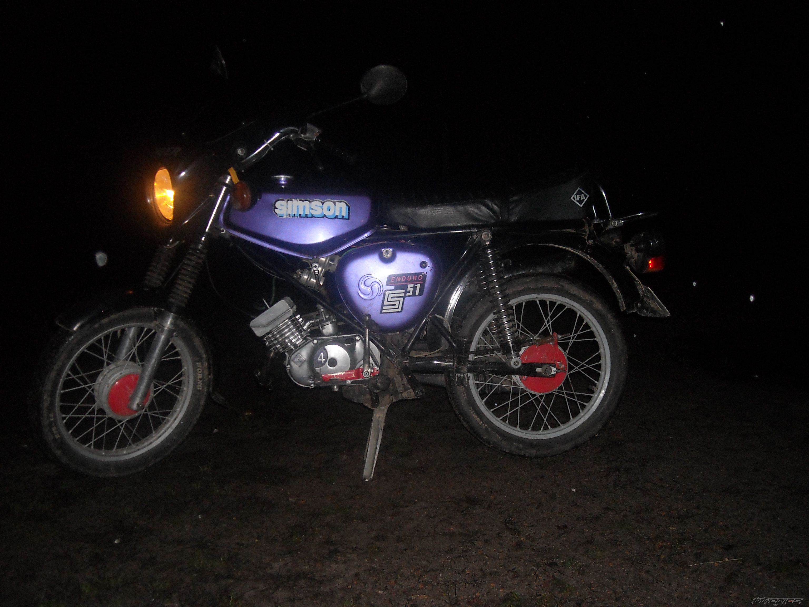 Photo 1828501