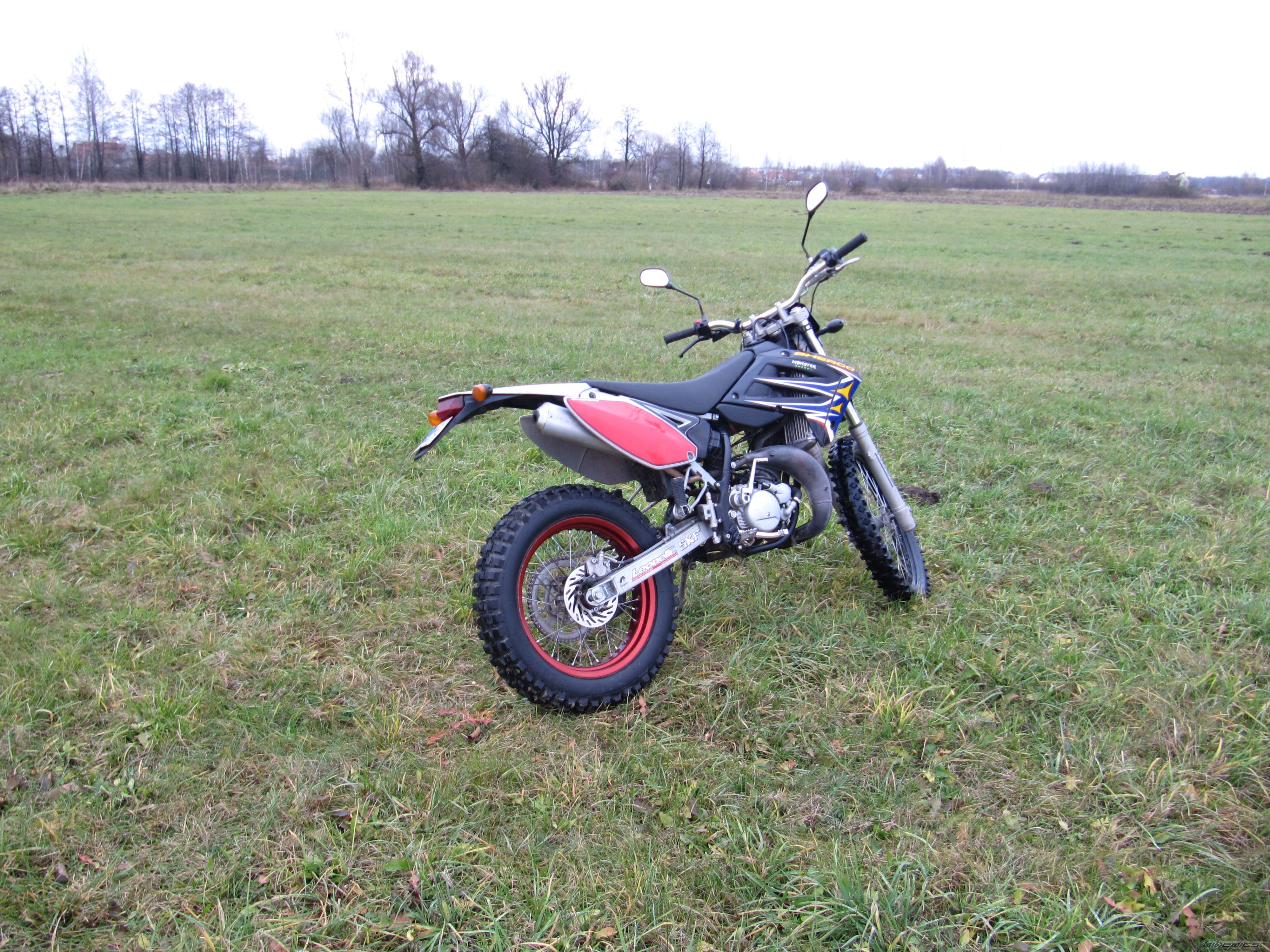 Photo 1829136