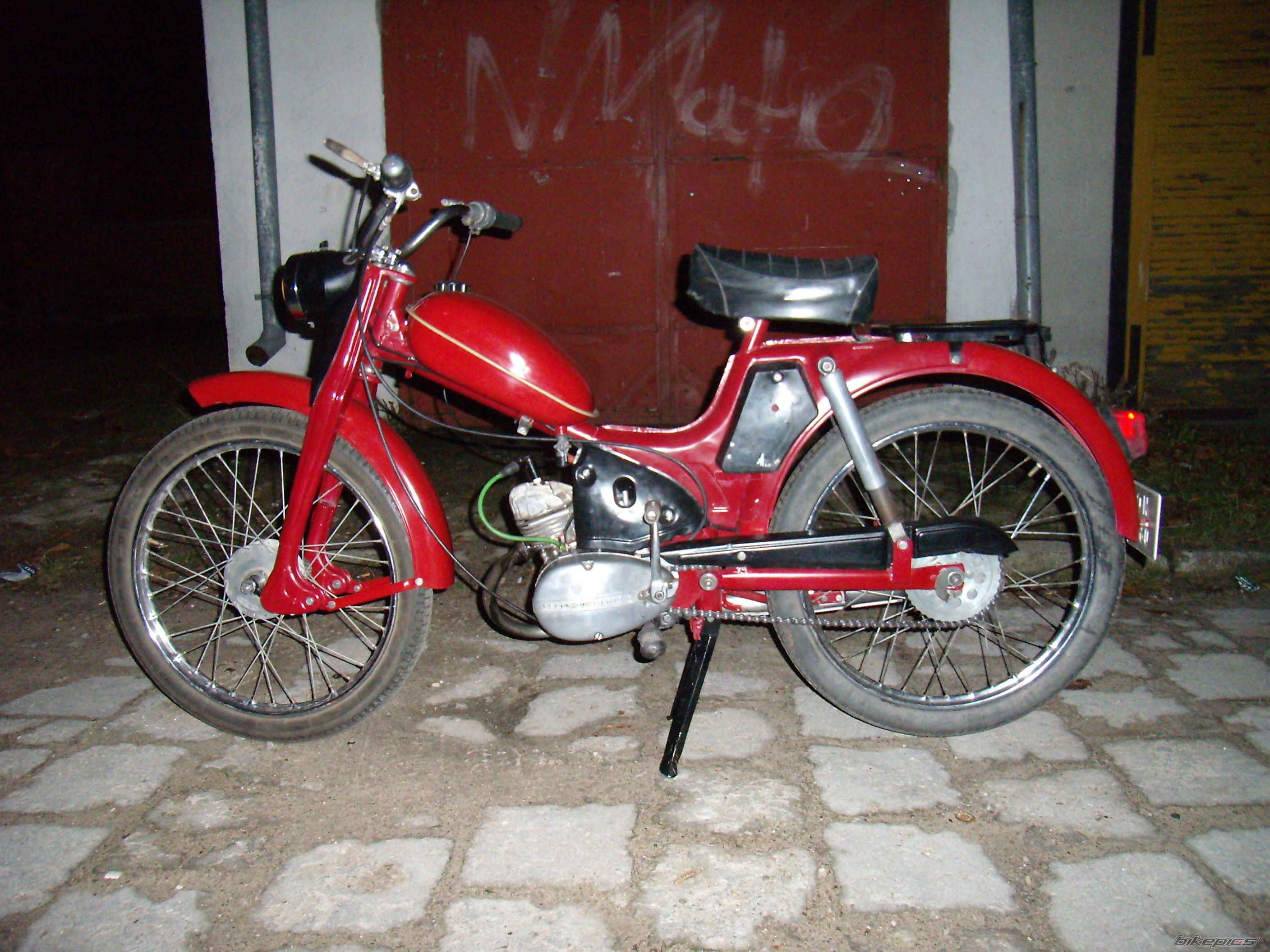 Photo 1829861
