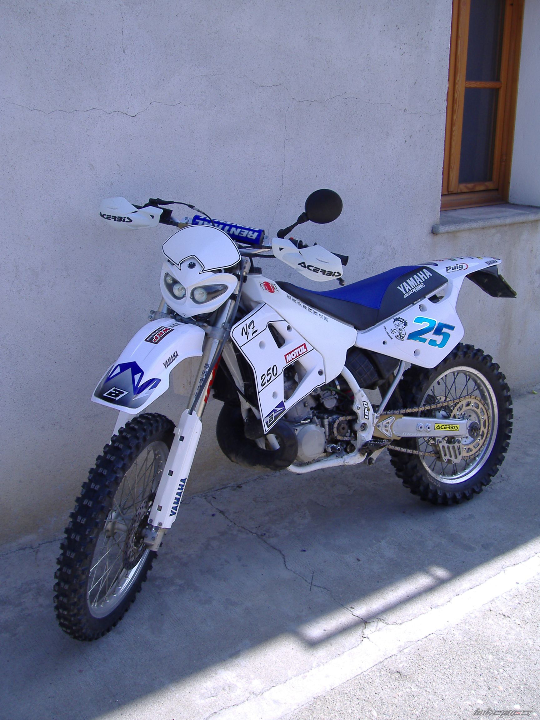 Photo 1830043