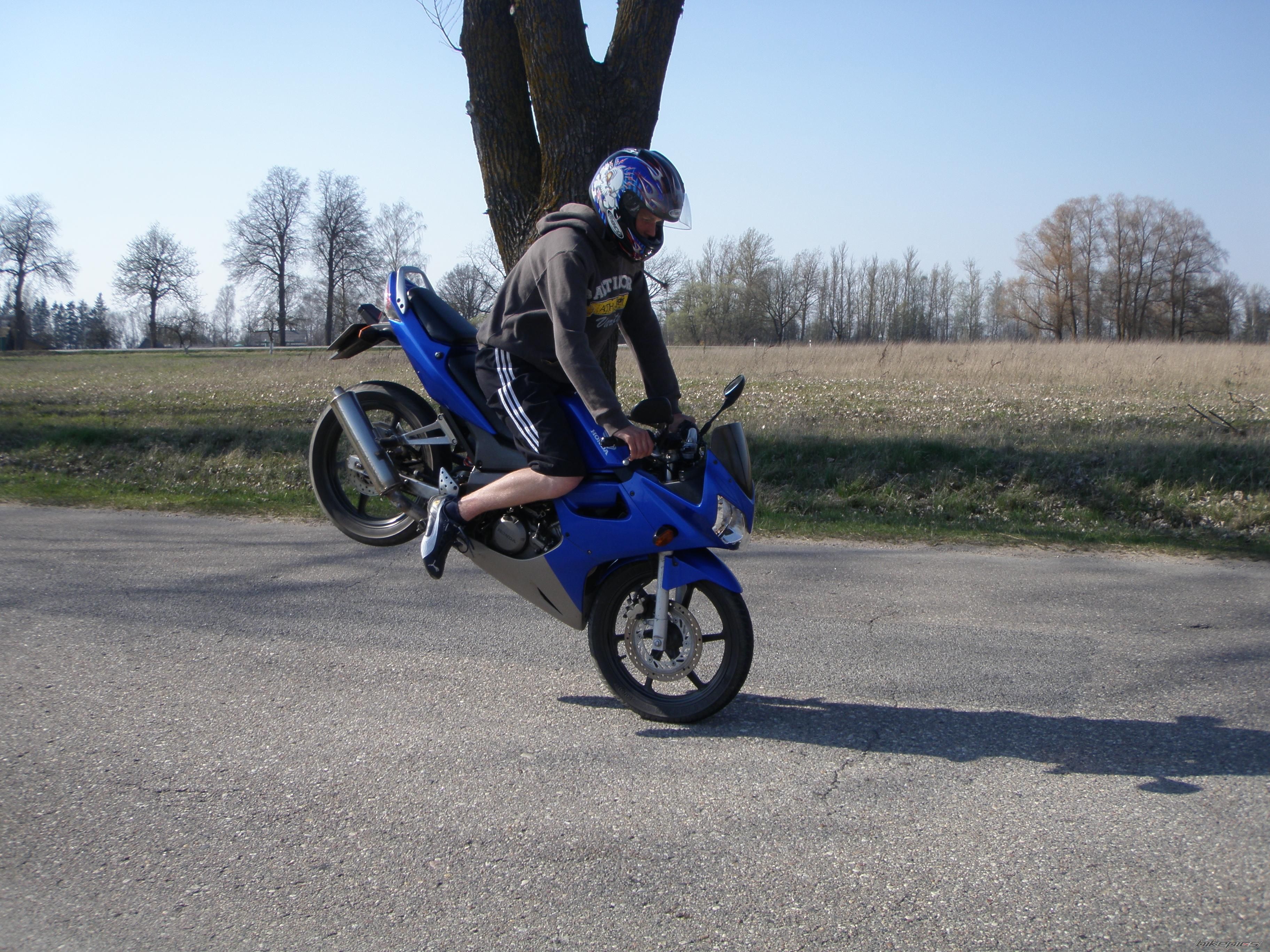Photo 1830316