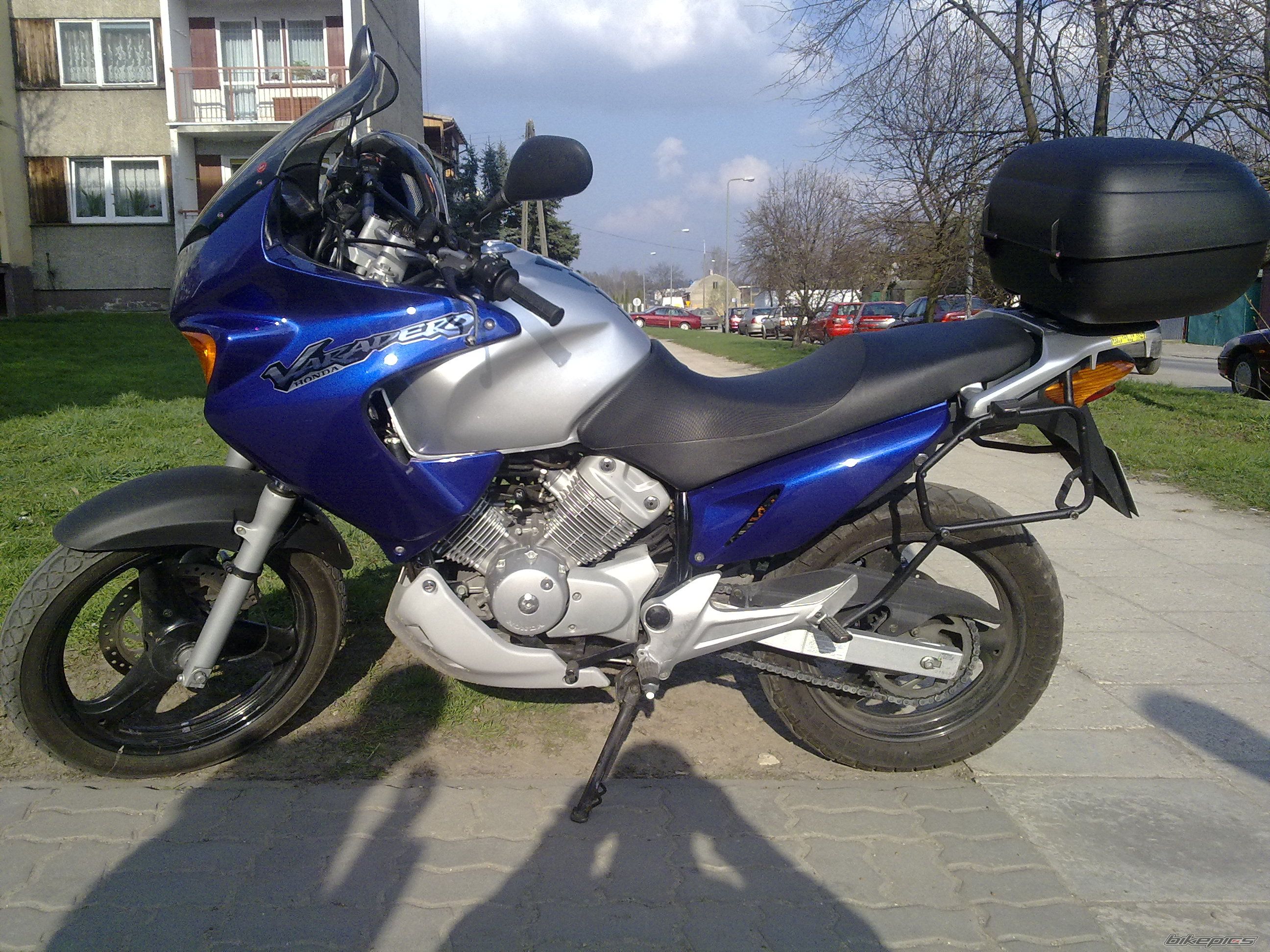Photo 1830358