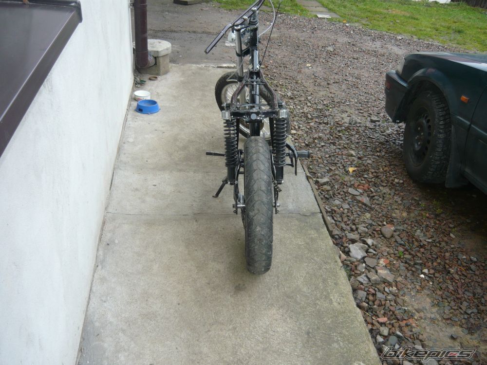 Photo 1830540