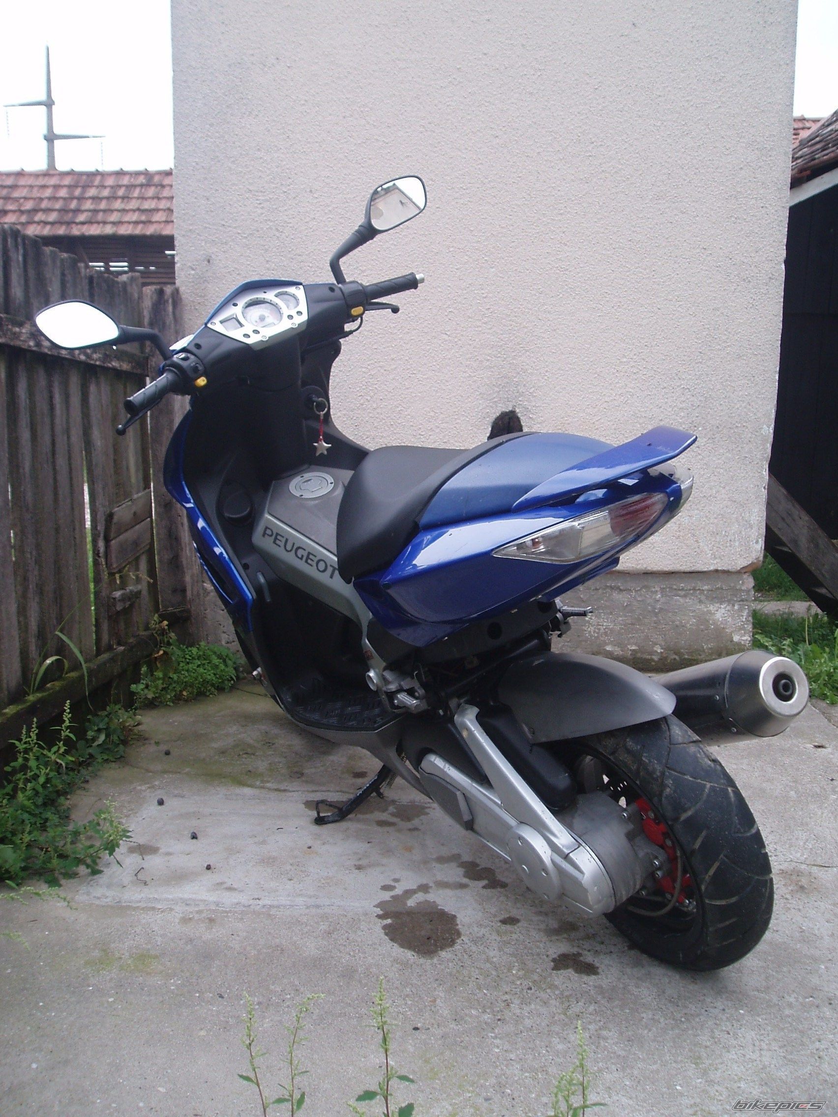 Photo 1831009