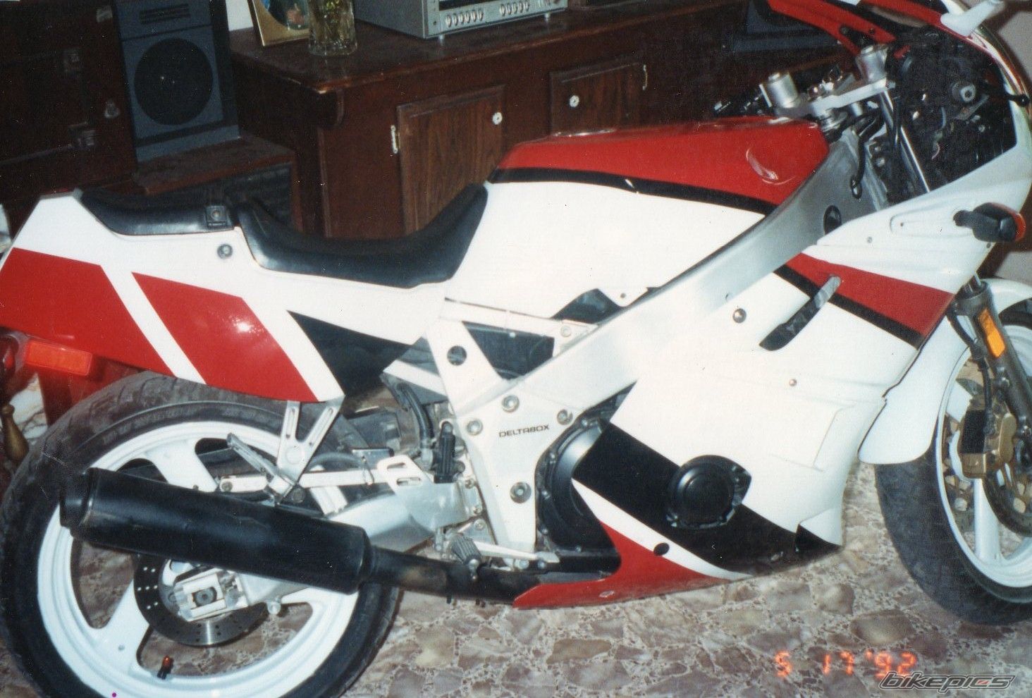 Photo 1831841
