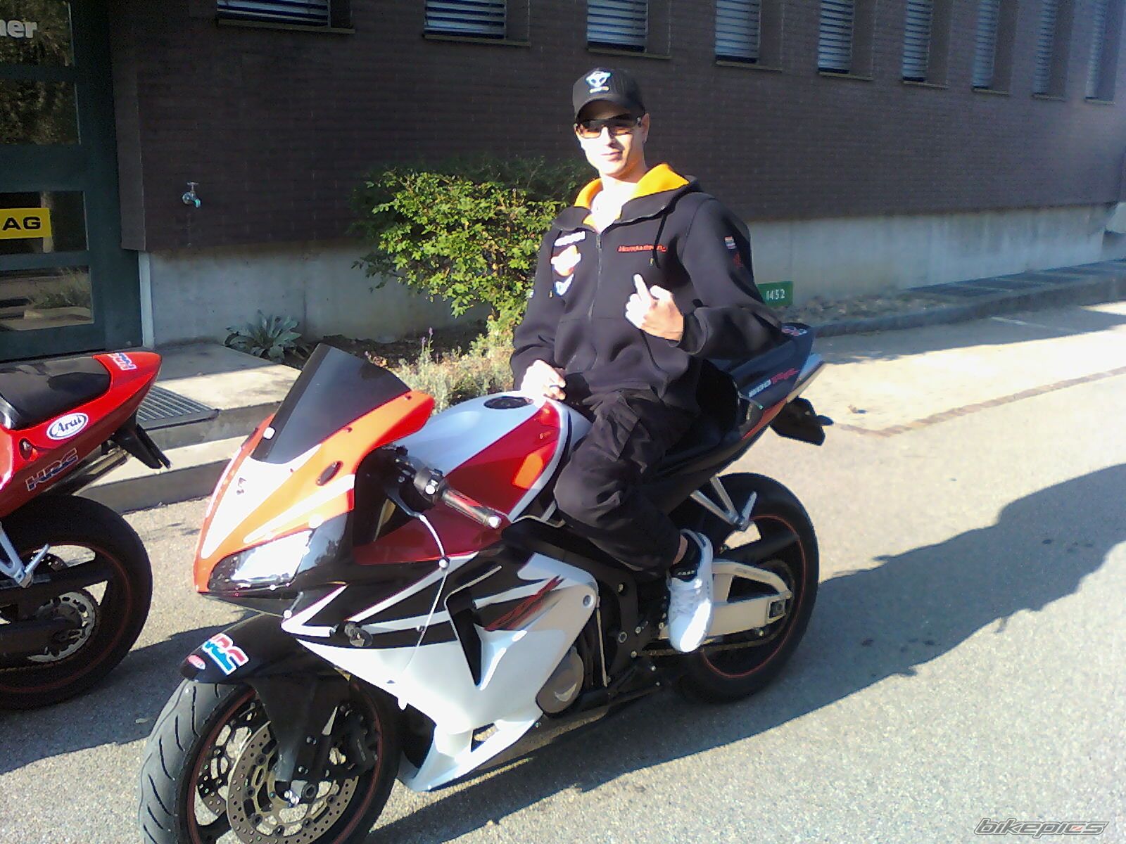 Bike Photo 1831944