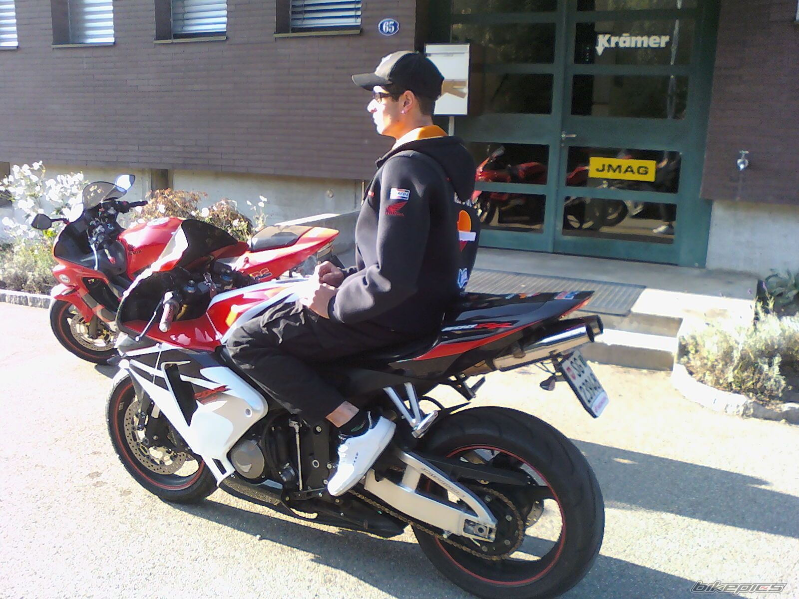 Bike Photo 1831950