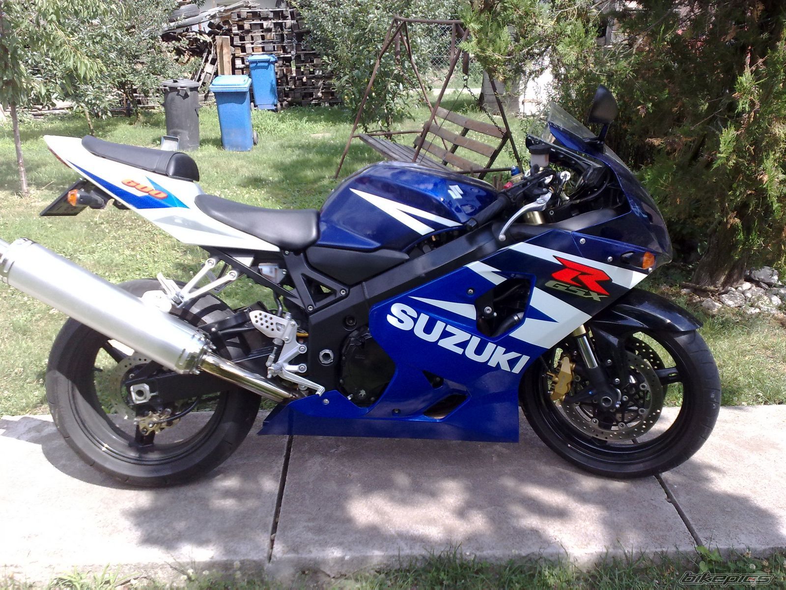 Photo 1832207