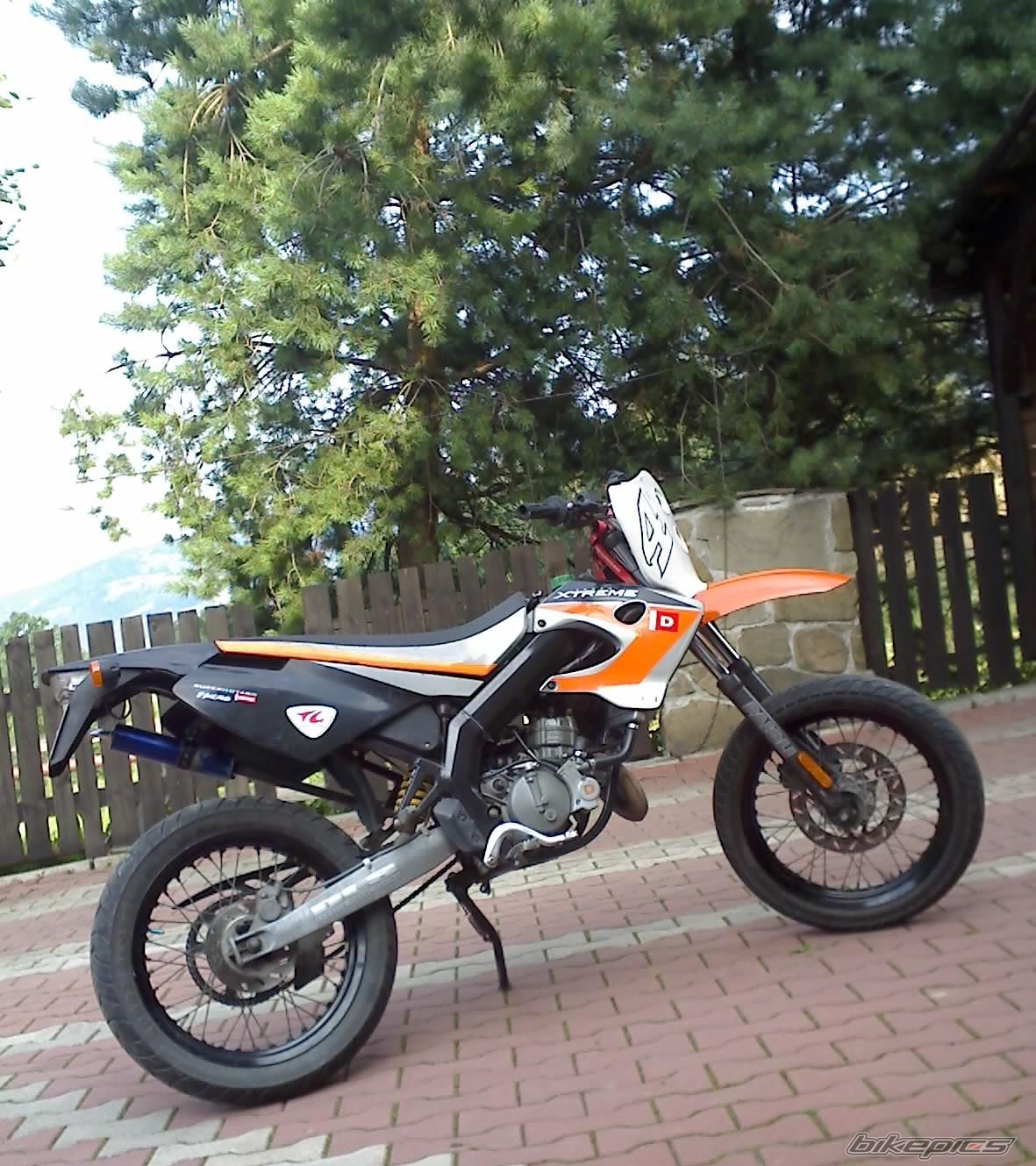 Photo 1832265