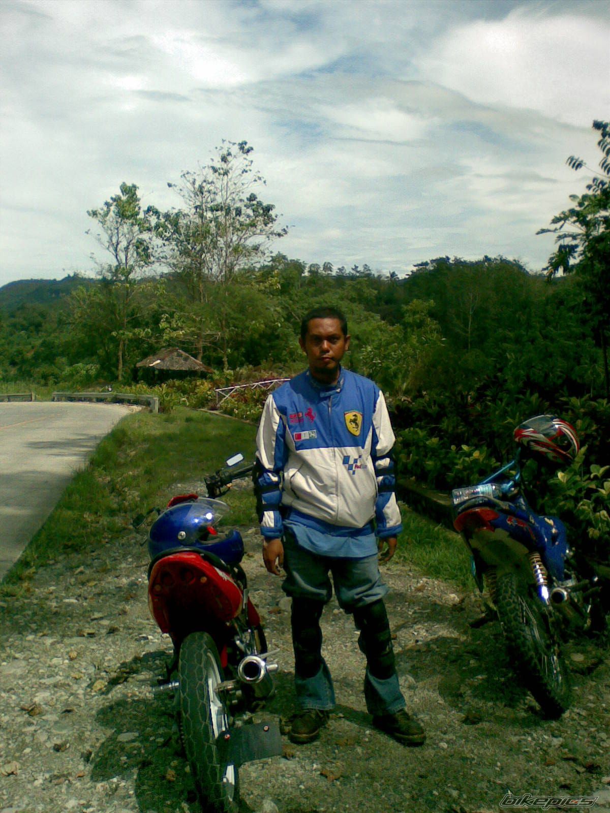 Photo 1832317