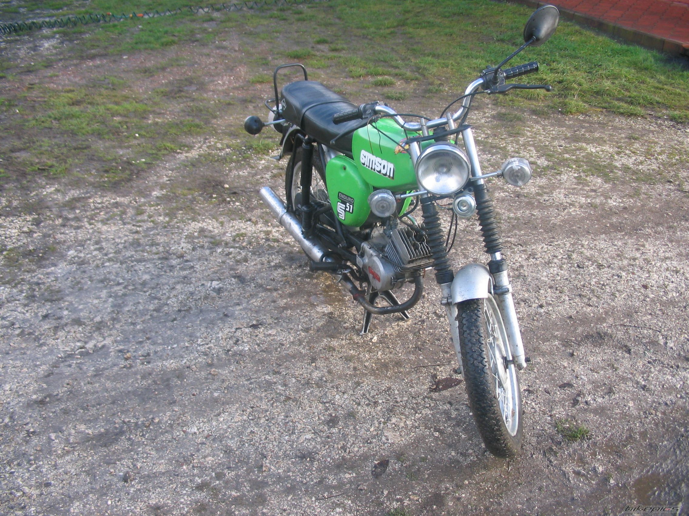 Photo 1832327