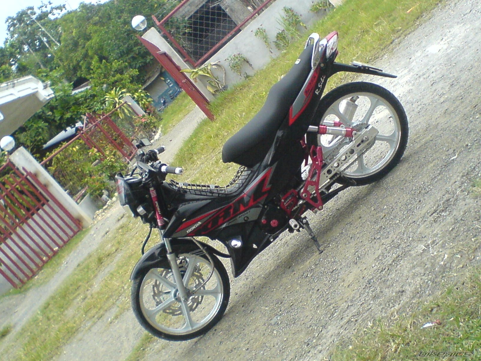 Photo 1832345