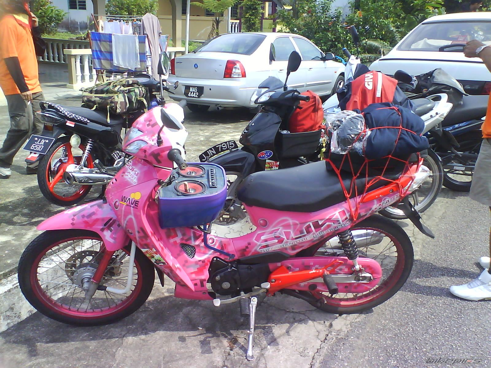 Photo 1832375