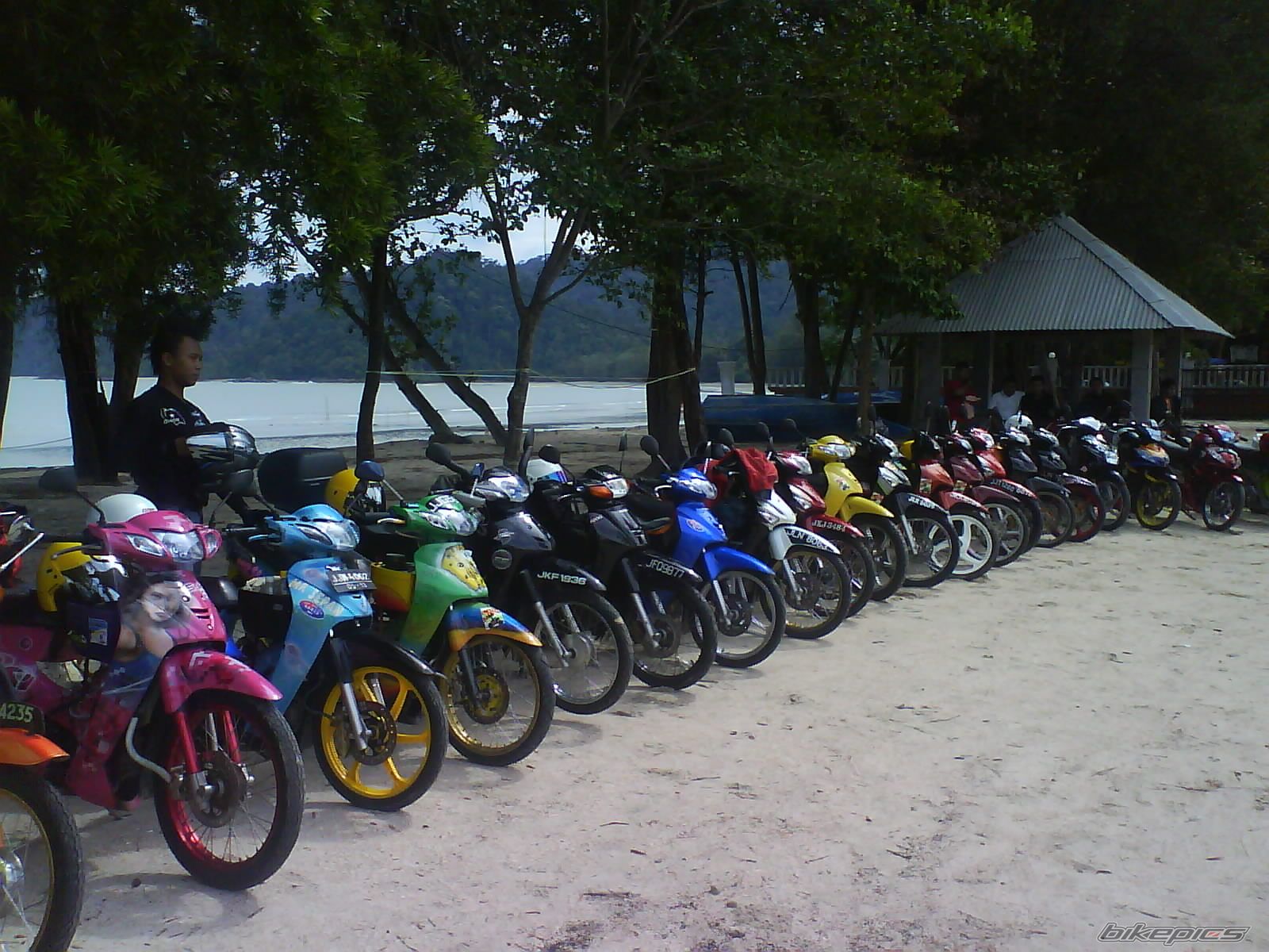Photo 1832414