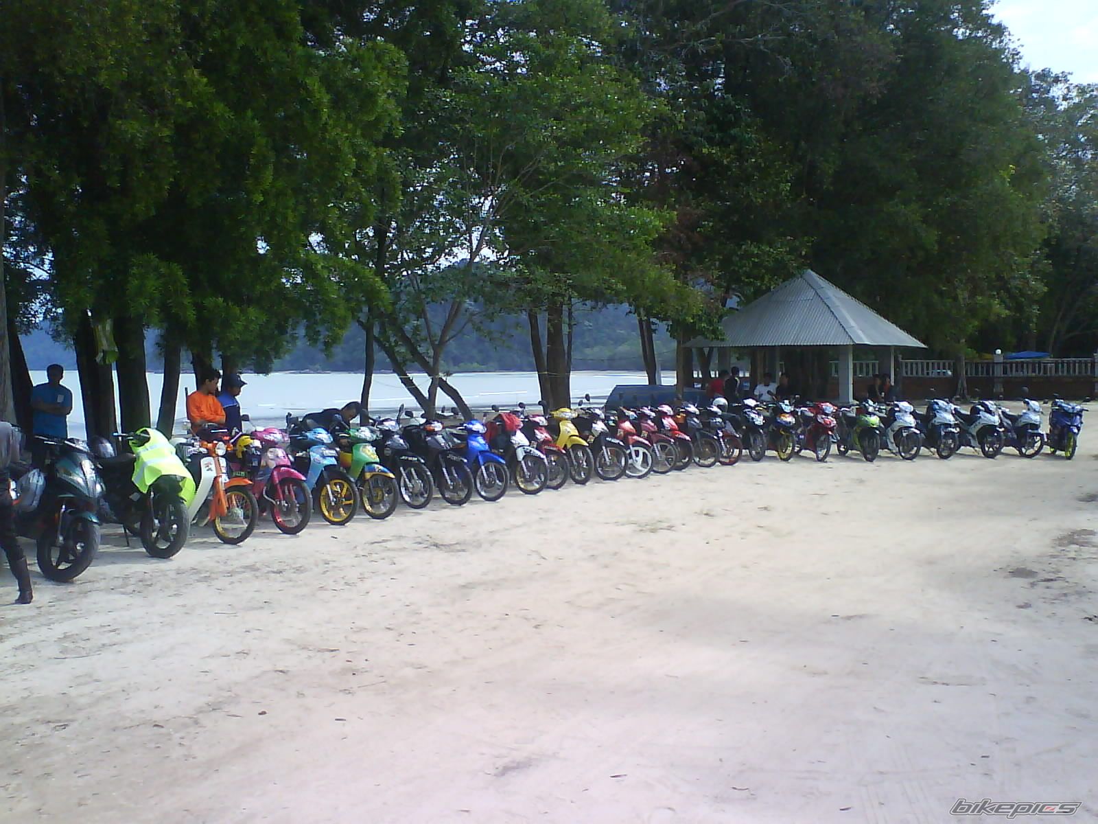 Photo 1832422