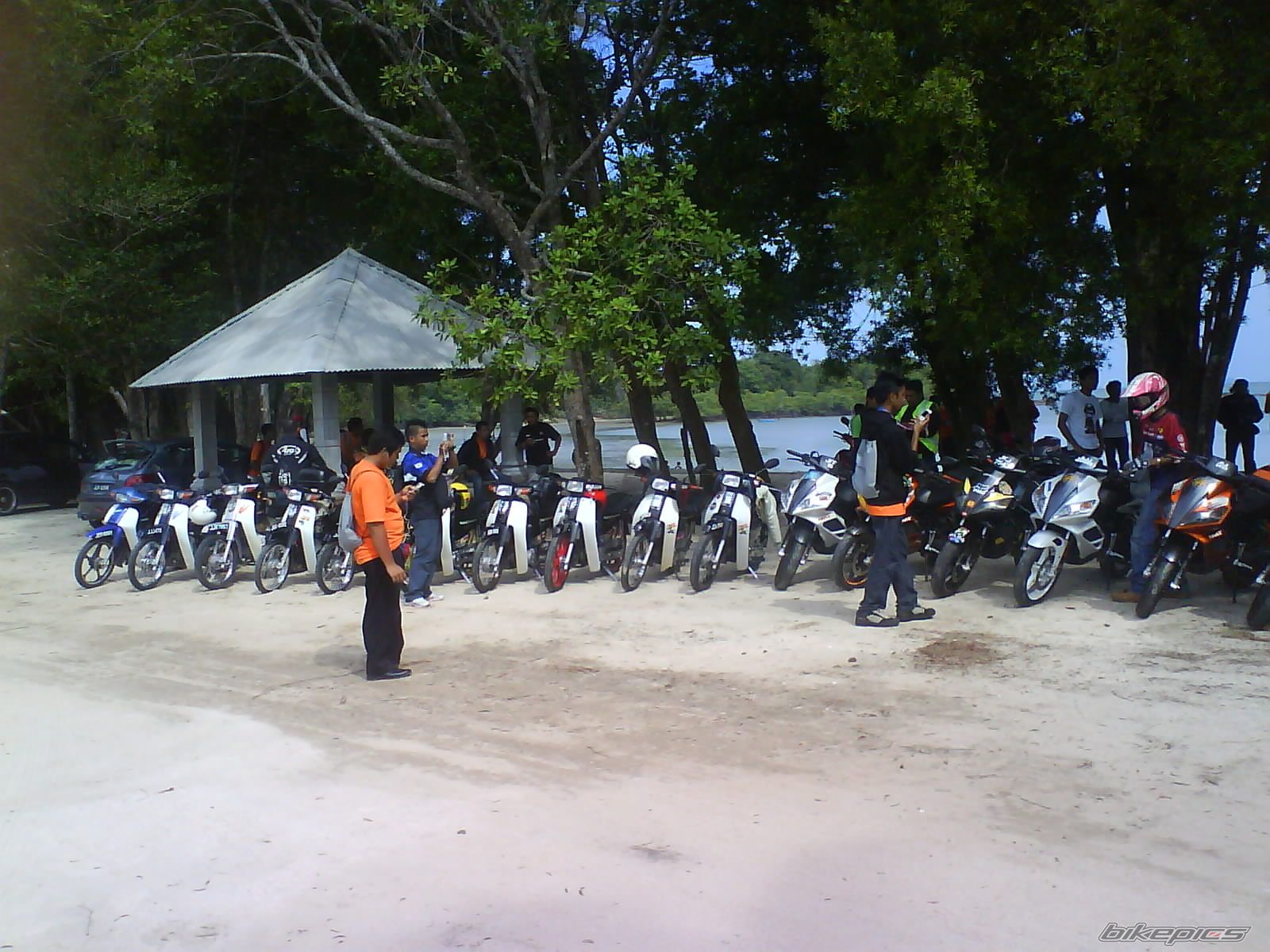 Photo 1832427