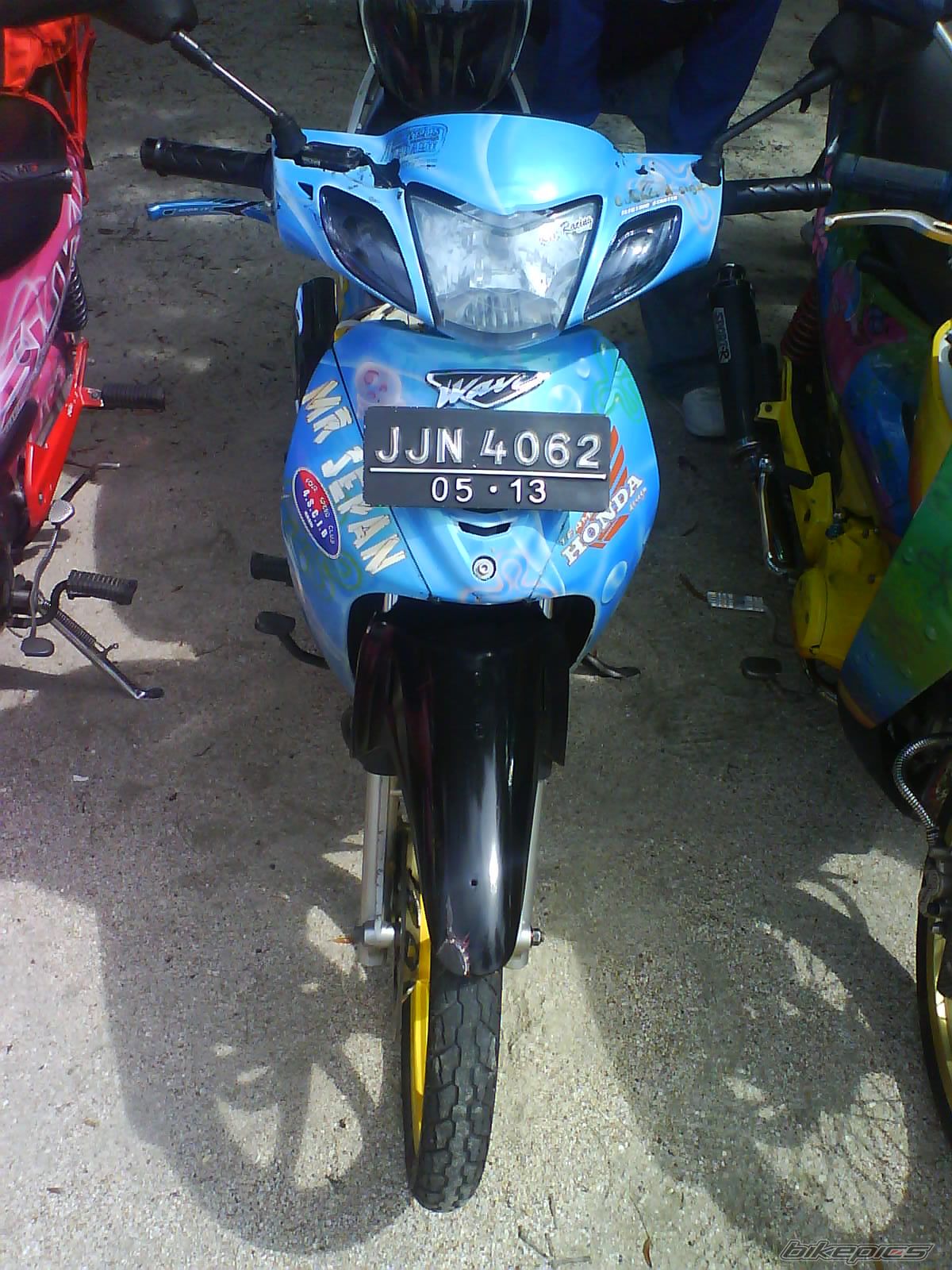 Photo 1832447