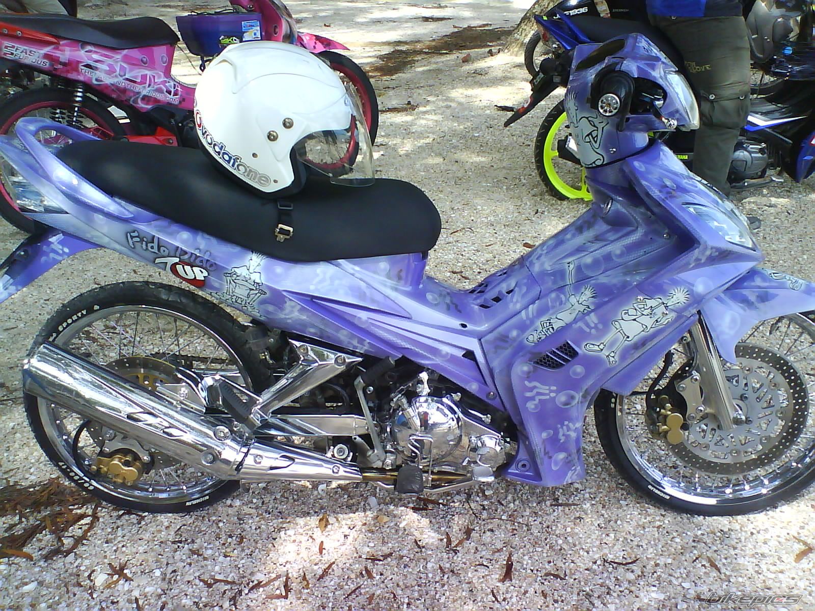 Photo 1832470
