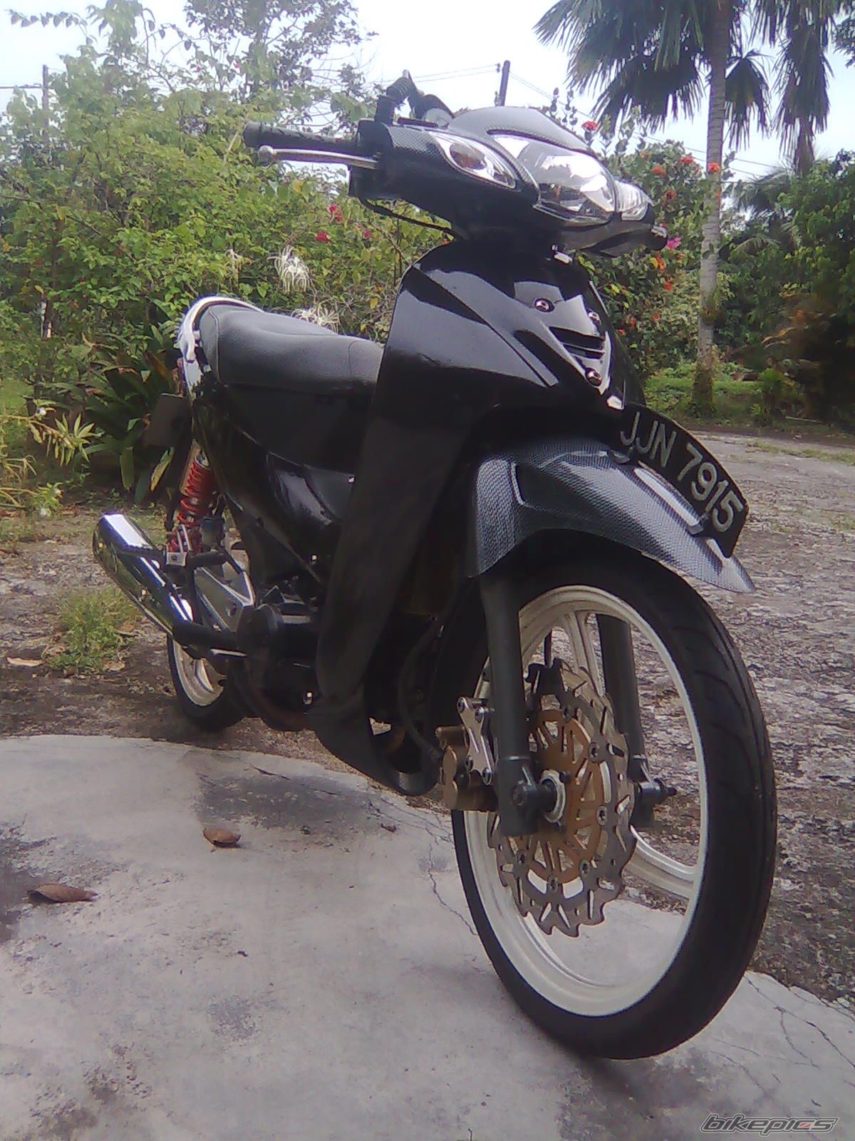 Photo 1832480