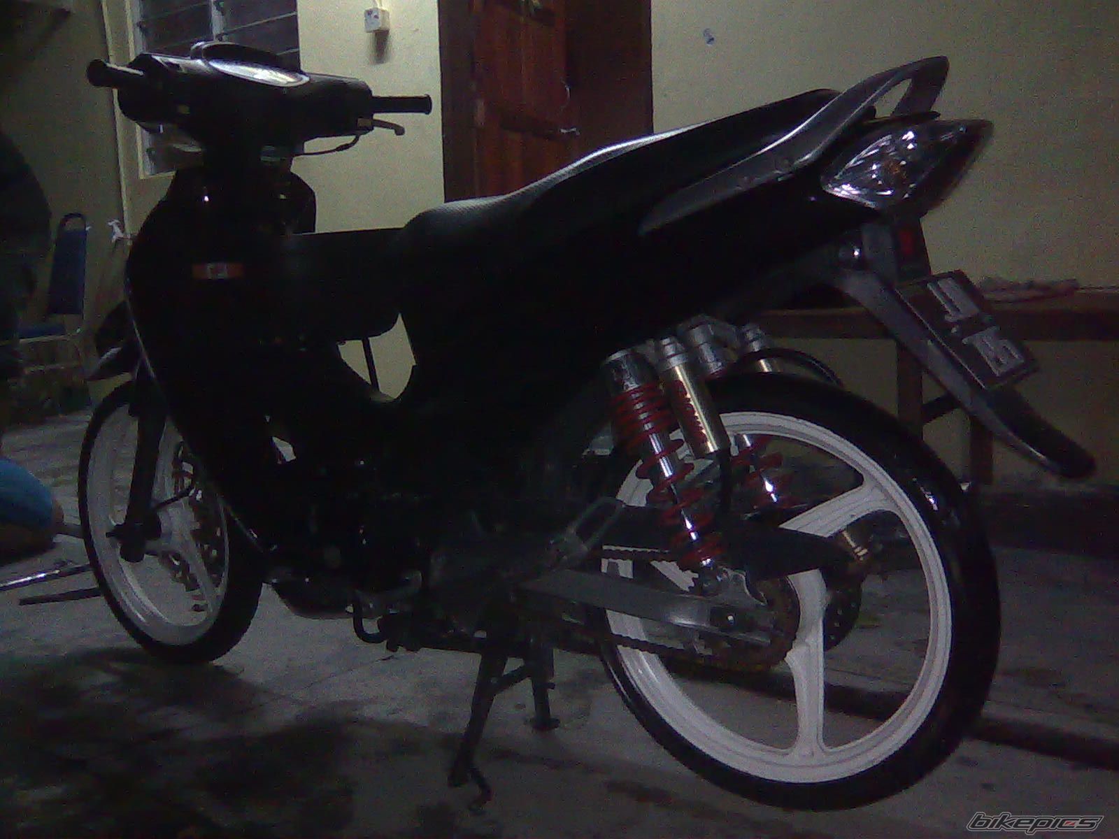 Photo 1832482